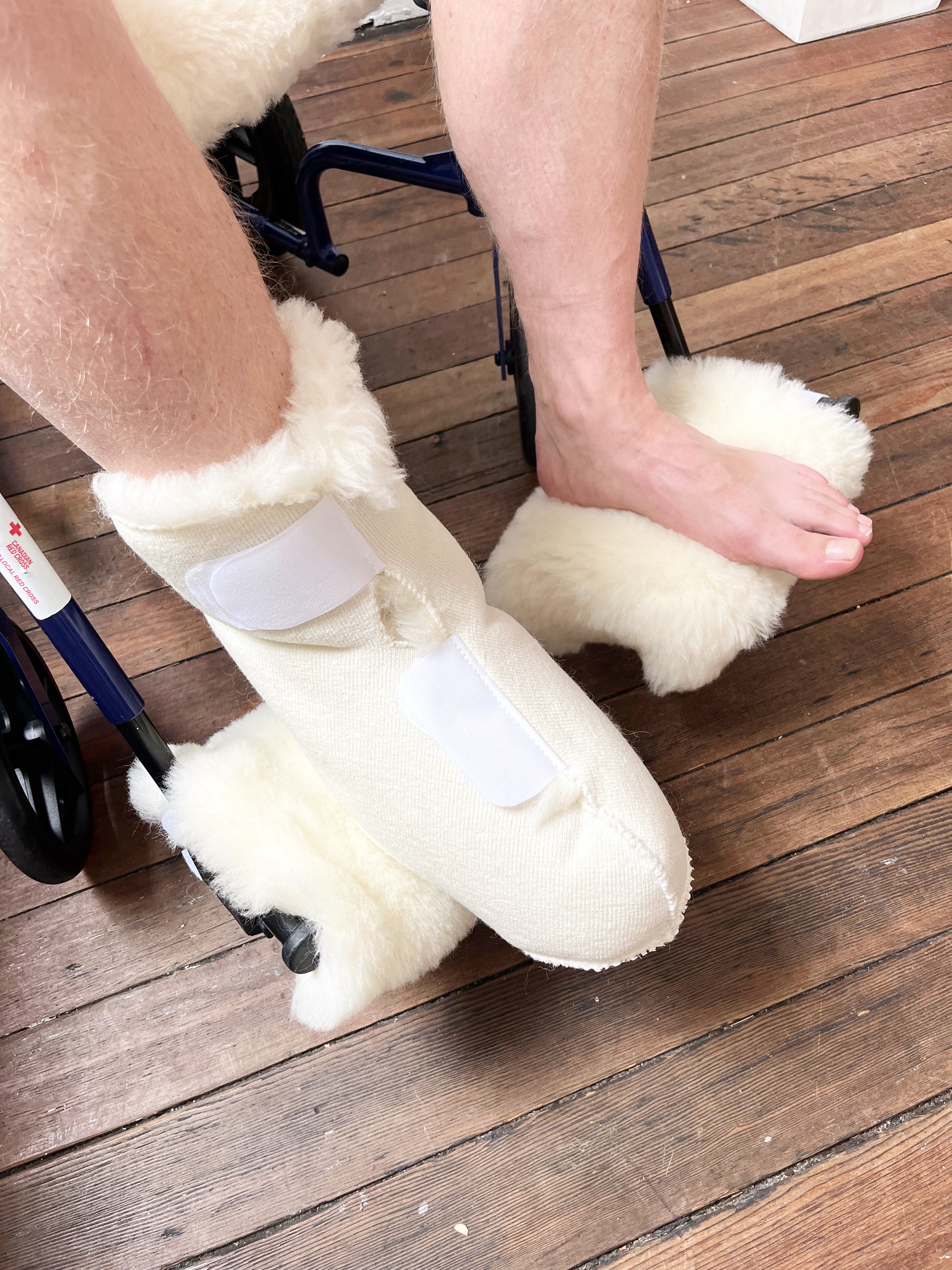 Sheep Wool All Purpose Boot for Comfort & Support - Relieves Mild to Moderate Swelling - Perfect for Post-Surgery, Arthritis & Everyday Pain Relief