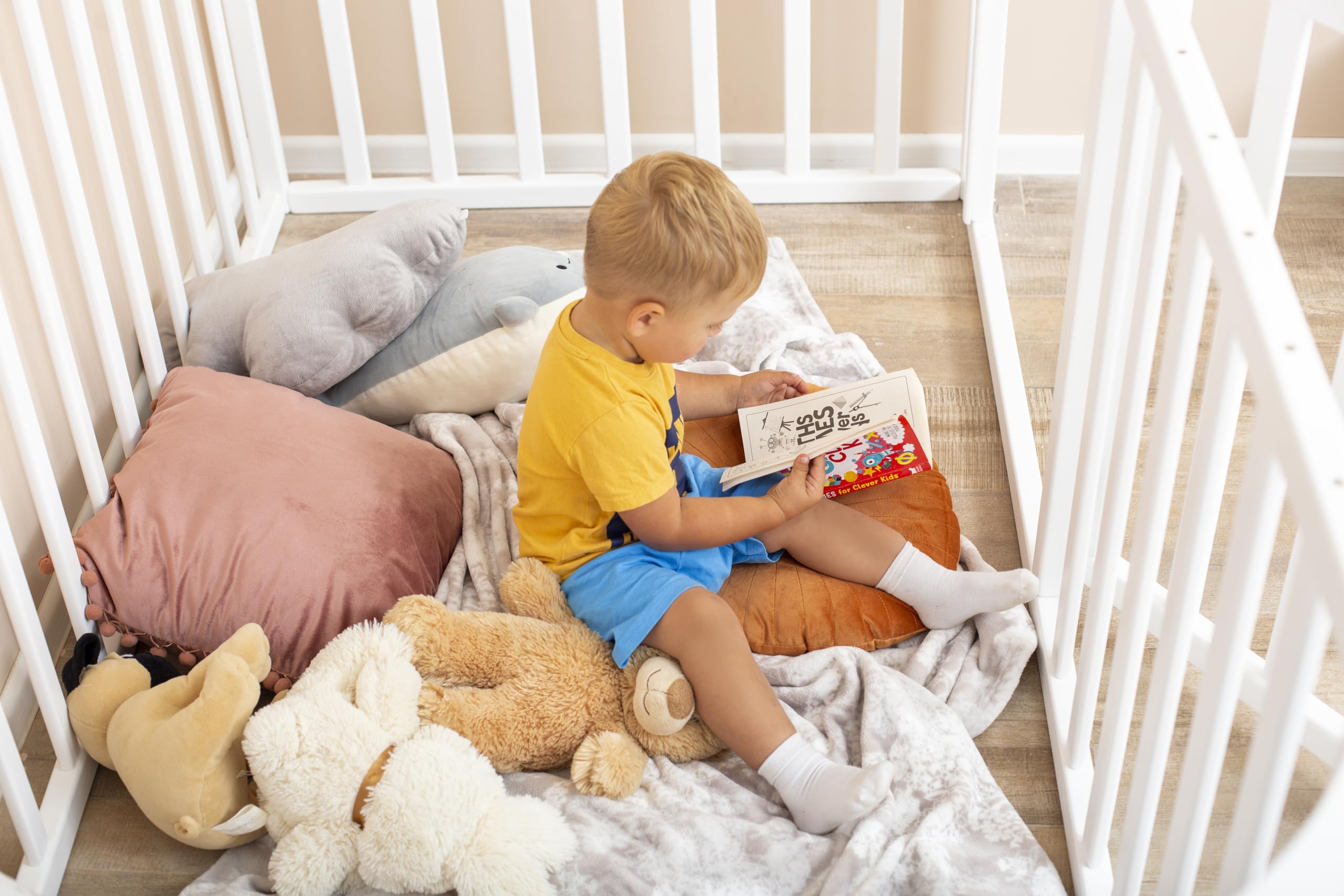 **Montessori Floor Bed Frame with Rails - Safe Toddler Bed for Kids - Solid Wood Bedframe - Montessori Bedroom Furniture (Model 20) - Perfect for Daytime Naps & Independent Sleep Training**