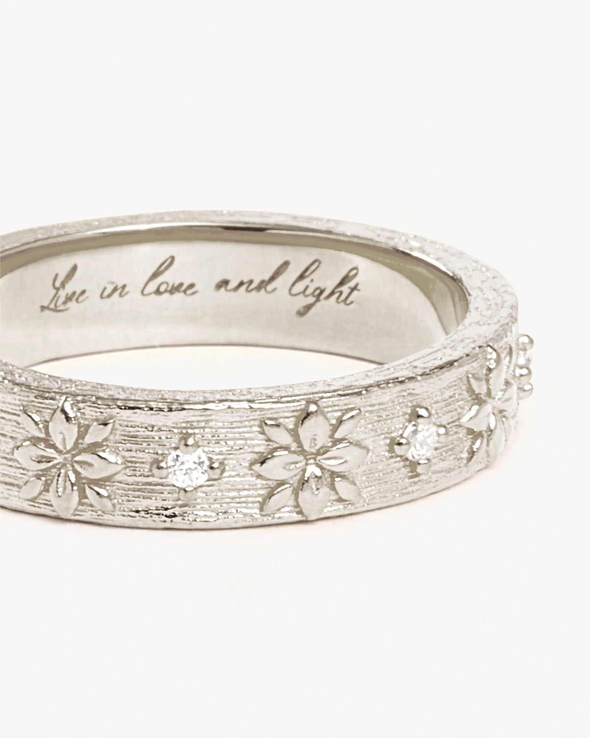 Graceful Sterling Silver Ring for Women - Elegant & Dainty Jewelry for Everyday Wear, Gift Giving & Special Occasions