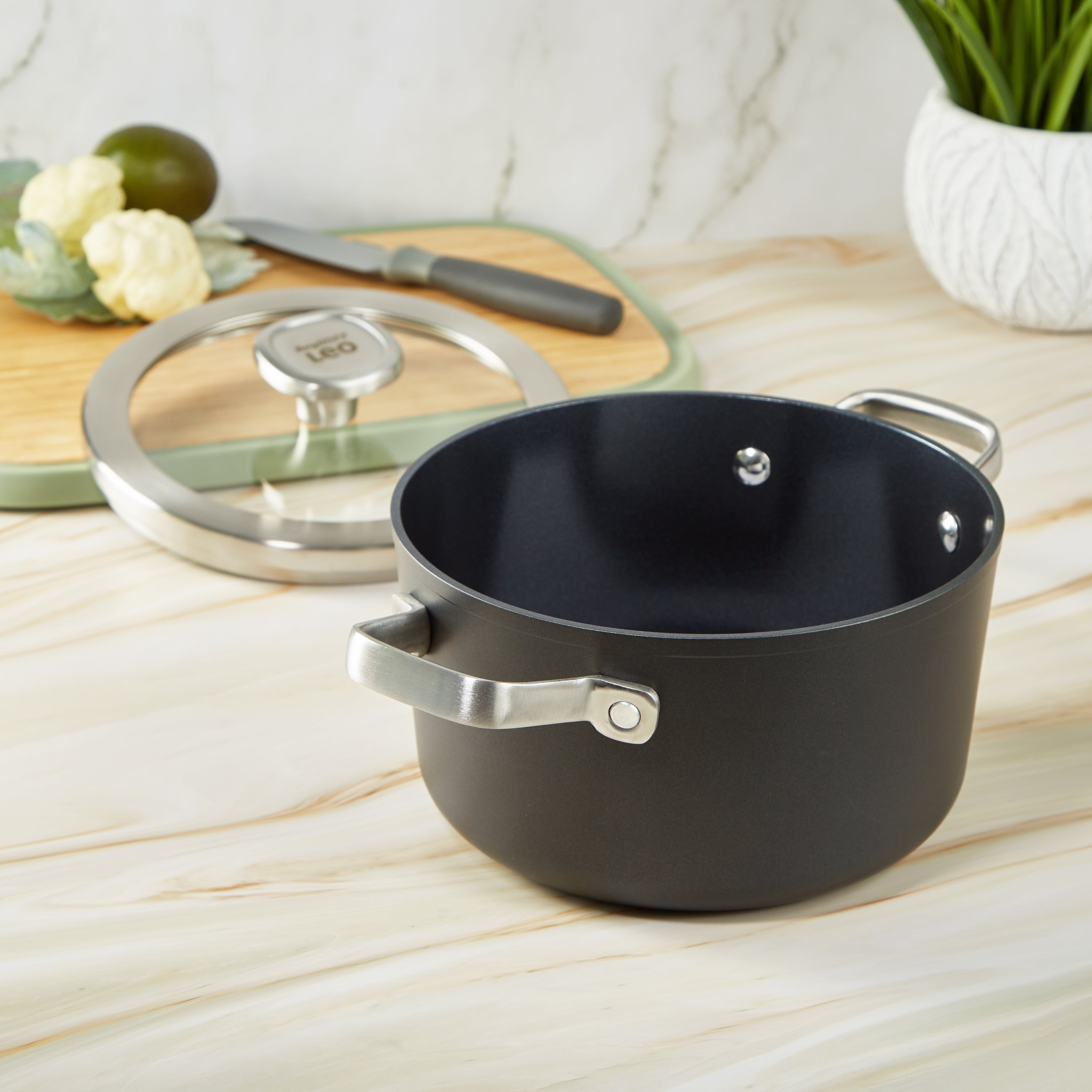 BergHOFF Leo Graphite 8-Inch Nonstick Ceramic Stockpot 3.3 Quart with Glass Lid | Eco-Friendly Recycled Material Cookware for Soups, Stews & Pasta | Induction Compatible Dutch Oven for Home Cooking