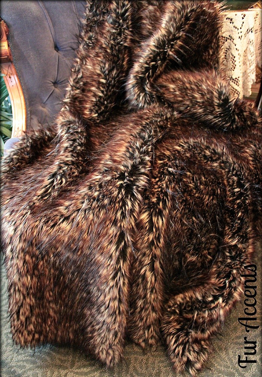 Premium Faux Fur Lynx Print Throw Blanket - Soft Brown, Black & Tan Spotted Design - 4'x5' Cozy Minky Lined Blanket for Sofa, Bed & Winter Cuddling