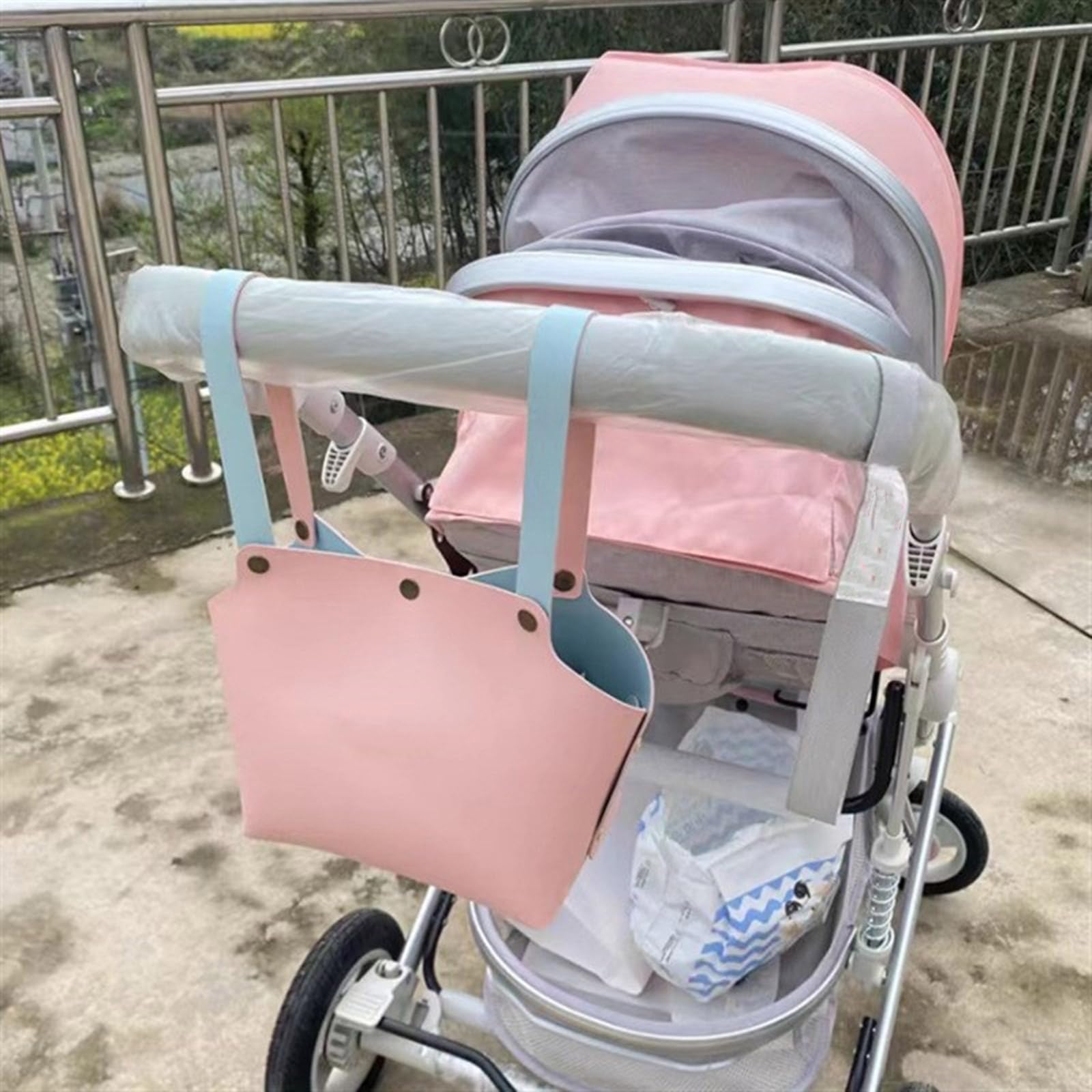 Portable Baby Stroller Organizer - Hanging Travel Storage Bag for Diapers, Bottles & Pacifiers | Perfect for On-the-Go Parents & Stroller Organization