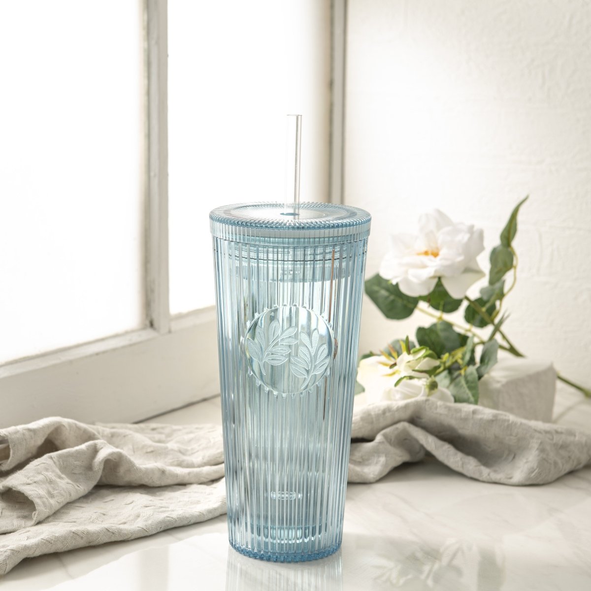 26oz Insulated Tumbler with Straw & Leak-Proof Lid - Cute Flower Silicone Straw Tips in Botanica Blue - Perfect for Iced Coffee, Smoothies & Outdoor Activities