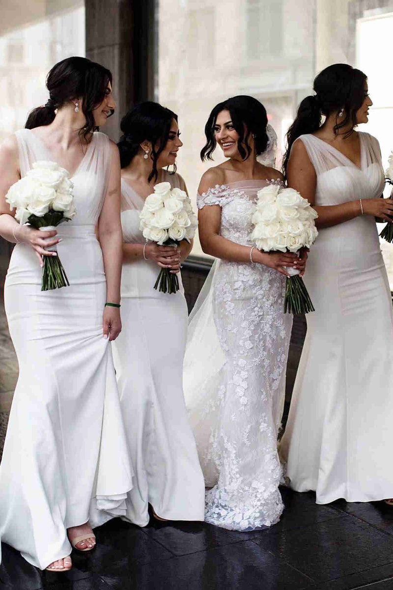 Elegant Long Tulle V-Neck Mermaid Boho White Bridesmaid Dresses for Wedding Party & Formal Occasions