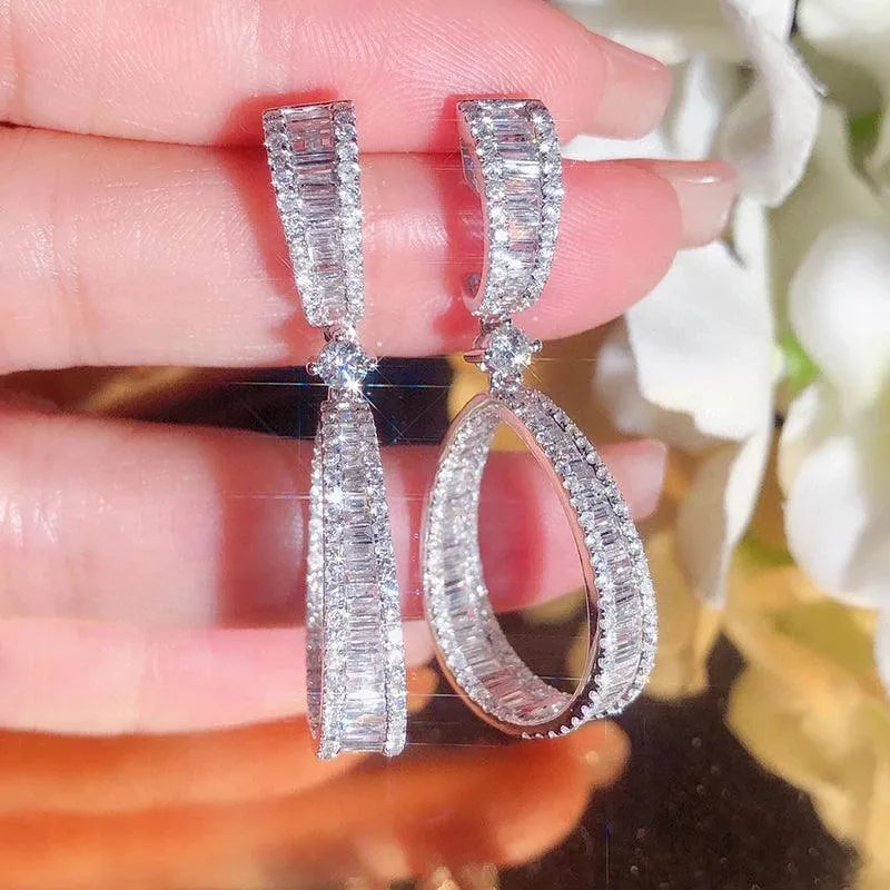 18K White Gold 3.0ct H SI Real Diamond Letter 8 Drop Earrings for Women | Fine Jewelry Gift for Engagement Party & Grand Banquet | Elegant Wedding, Anniversary & Special Occasion Accessories