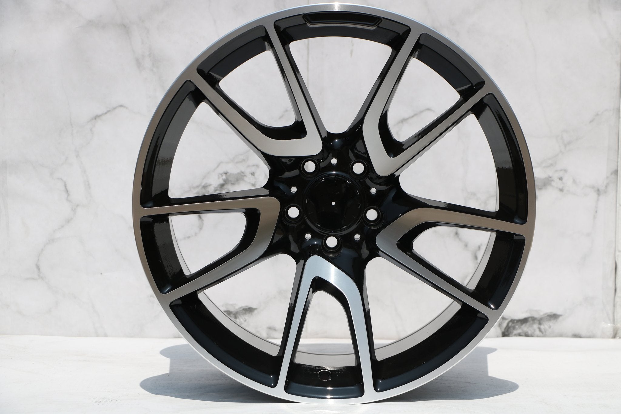 19-Inch Alloy Wheels for Mercedes Benz E400 E450 E550 S350 S400 S450 S500 S550 S600 S63 - Premium Replacement Rims for Luxury Sedans & Coupes