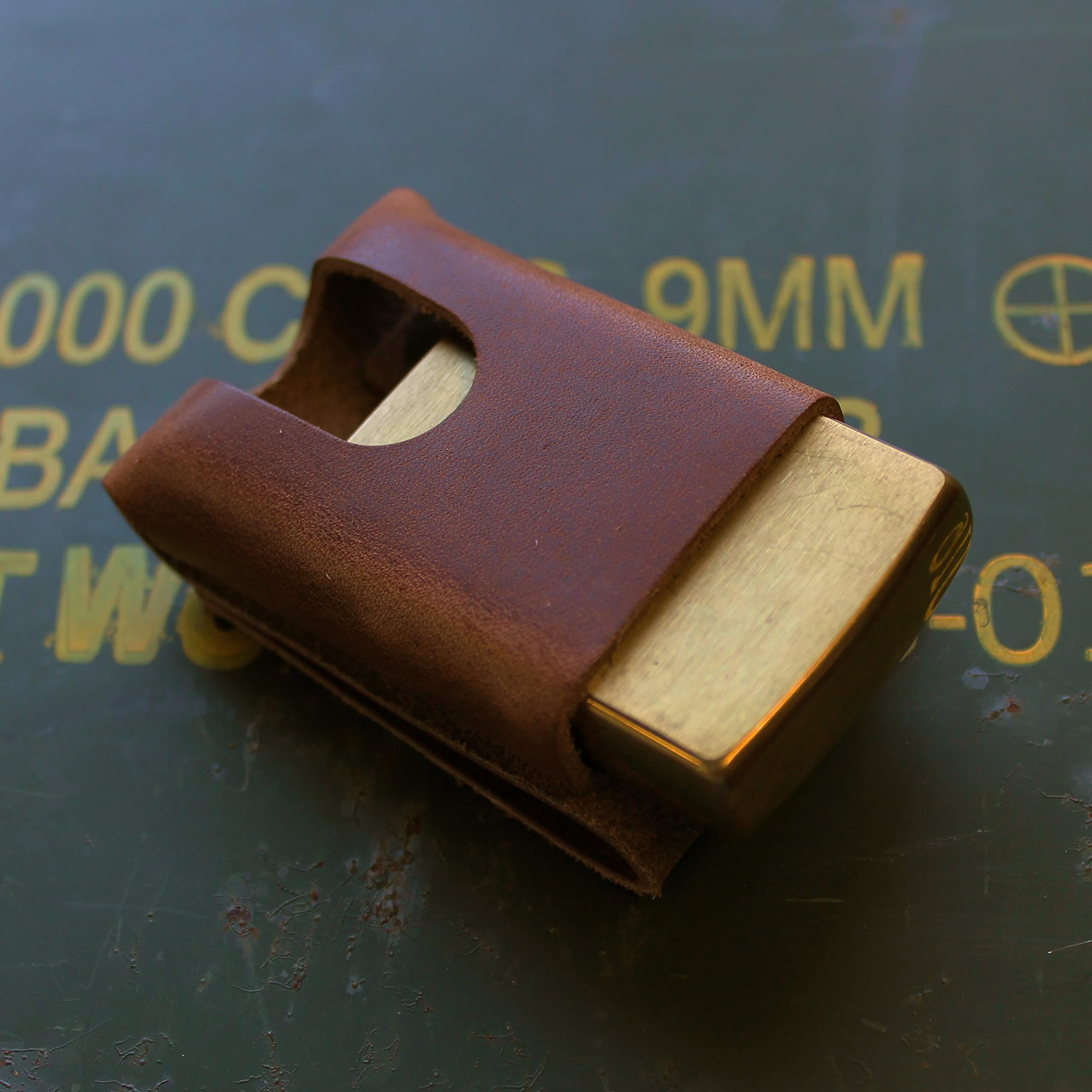 American Leather Lighter Pouch - Belt Case for Zippo (Outdoor & Camping)