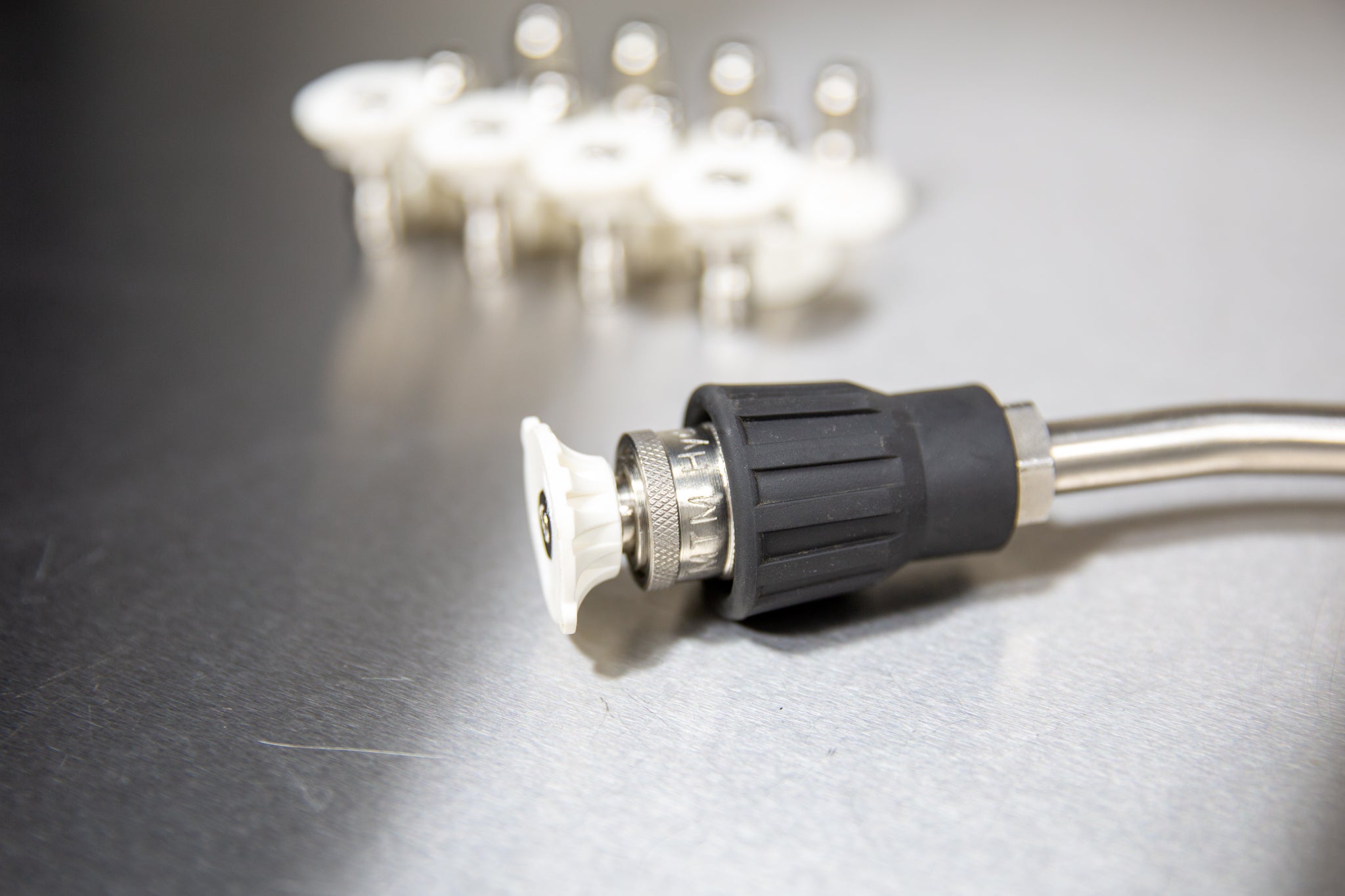 High-Performance White 40 Degree 4.0 Nozzle for 3D Printers - Perfect for PLA, ABS Filaments & Precision Printing Projects