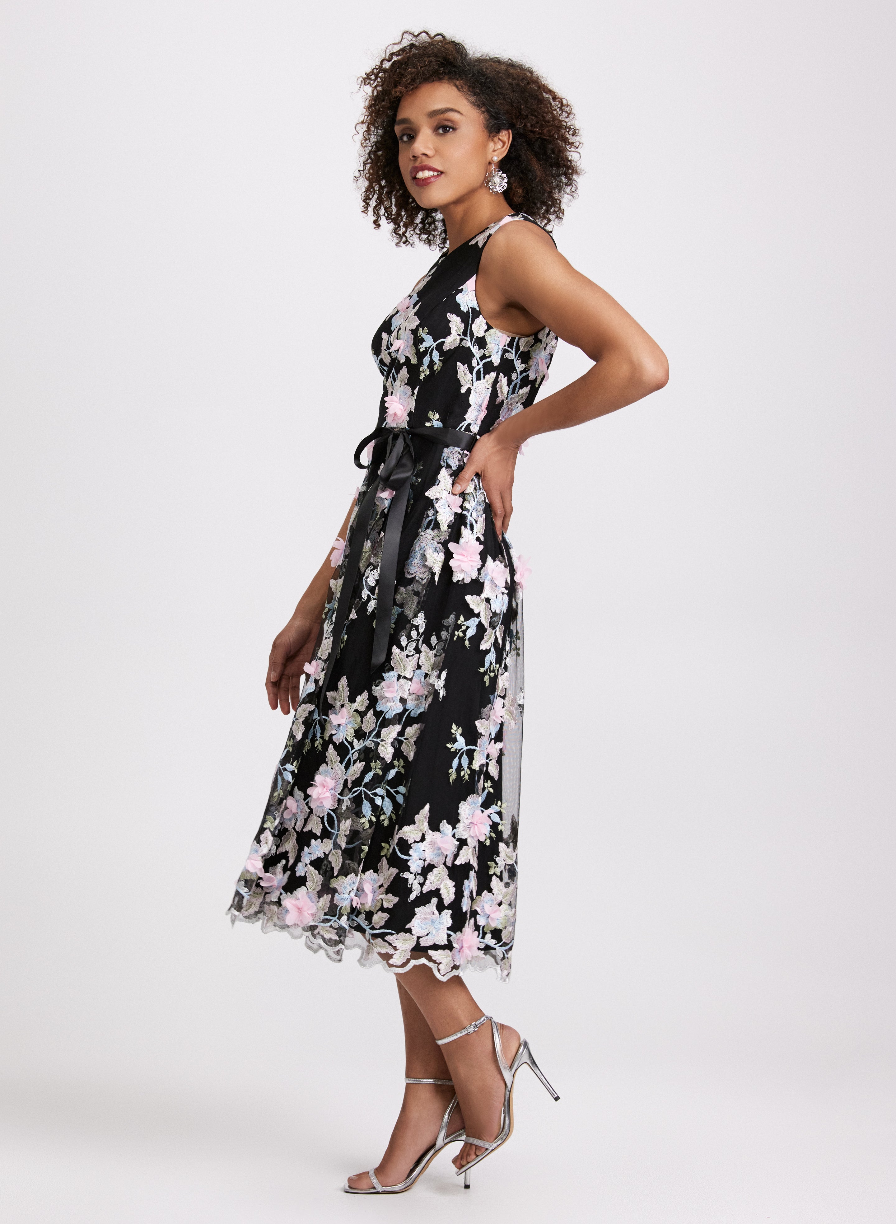 Elegant Embroidered Tulle Dress for Women - Perfect for Weddings, Parties & Special Occasions