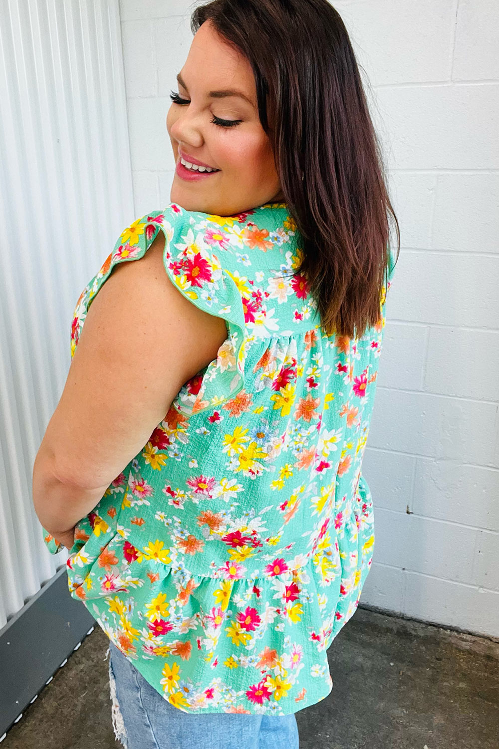 Elegant Mint Green Floral Yoke Flutter Sleeve Keyhole Back Blouse - Perfect for Spring Outfits, Date Nights & Summer Parties