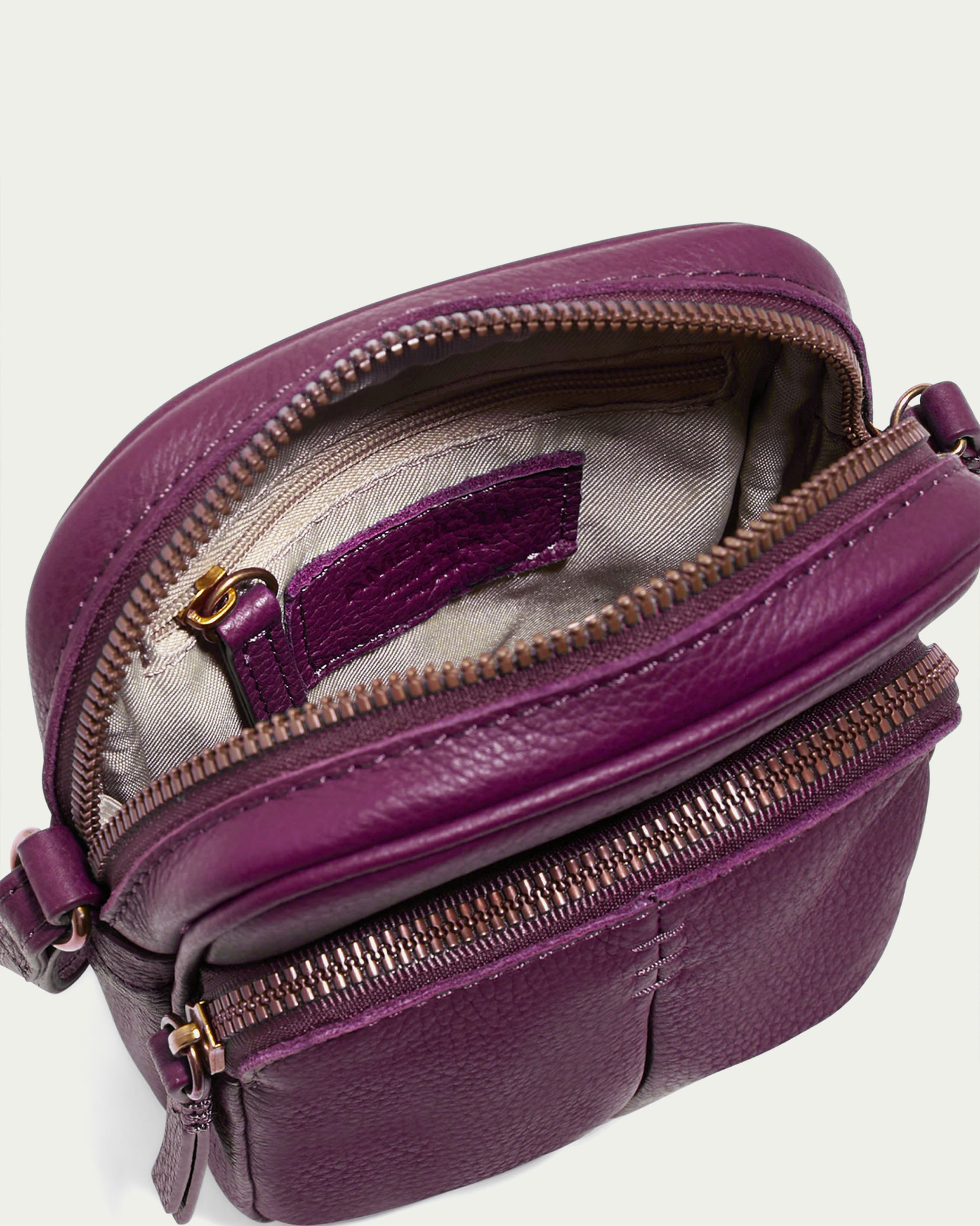 Cleveland Crossbody Bag for Women - Stylish & Lightweight Shoulder Purse - Perfect for Travel, Shopping & Everyday Use