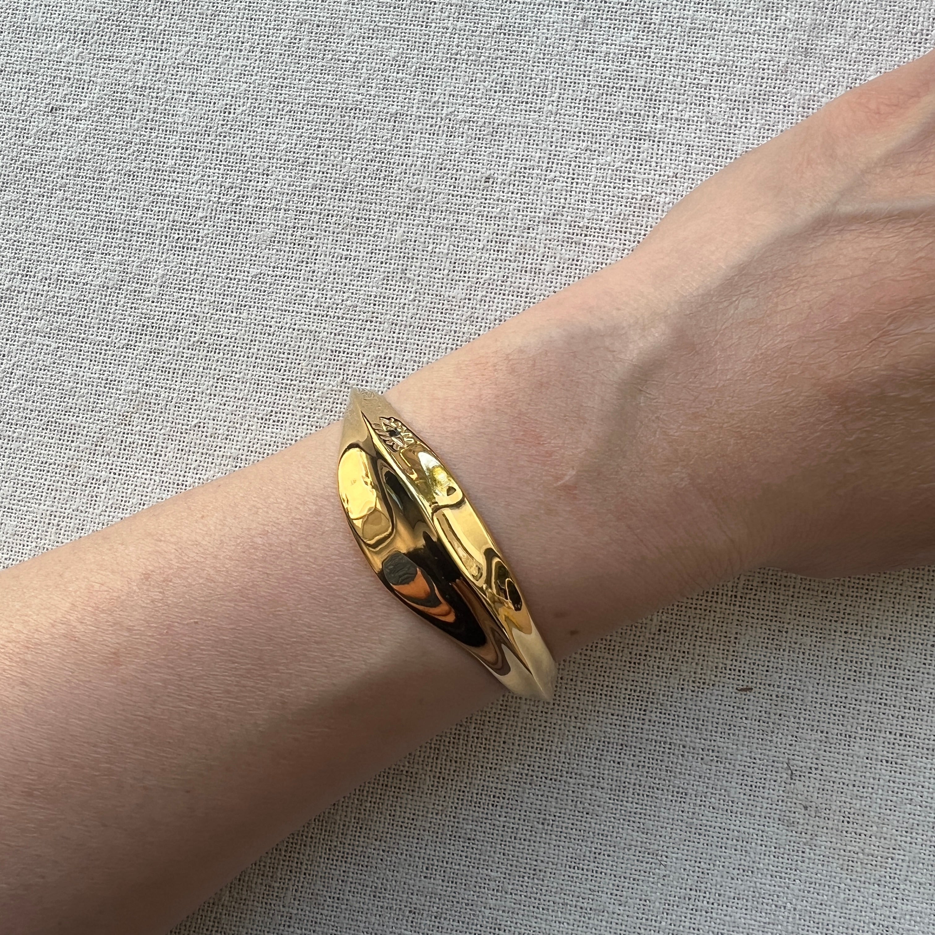 Poseidon Gold Cuff Bracelet - Elegant Jewelry for Women, Men | Perfect for Parties, Weddings & Everyday Wear