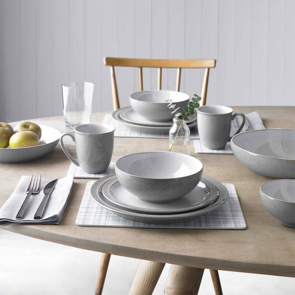 Denby Elements Light Grey Pasta Bowls Set of 4 - 22cm Microwave & Dishwasher Safe Ceramic Stoneware - 1050ml Chip Resistant Dinnerware for Pasta, Salad, Soup - Elegant Pale Grey & White Tableware for Restaurants & Home Dining