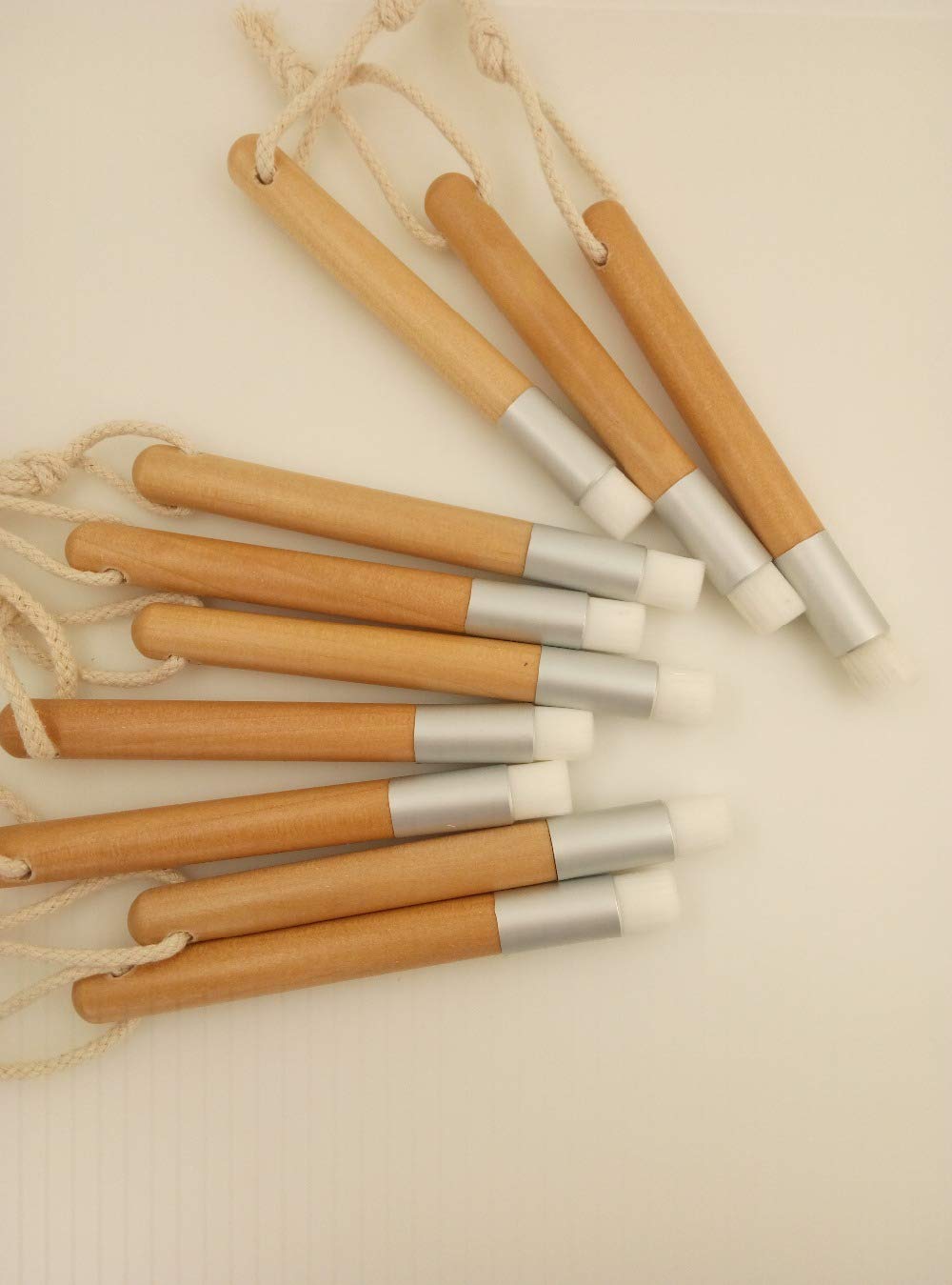20 PCS White Wooden Eyelash Cleaning Brushes - Soft Cosmetic Brushes for Blackhead Removal, Nose Cleaning & Lash Washing | Perfect for Makeup Artists, Salons & Home Beauty Care