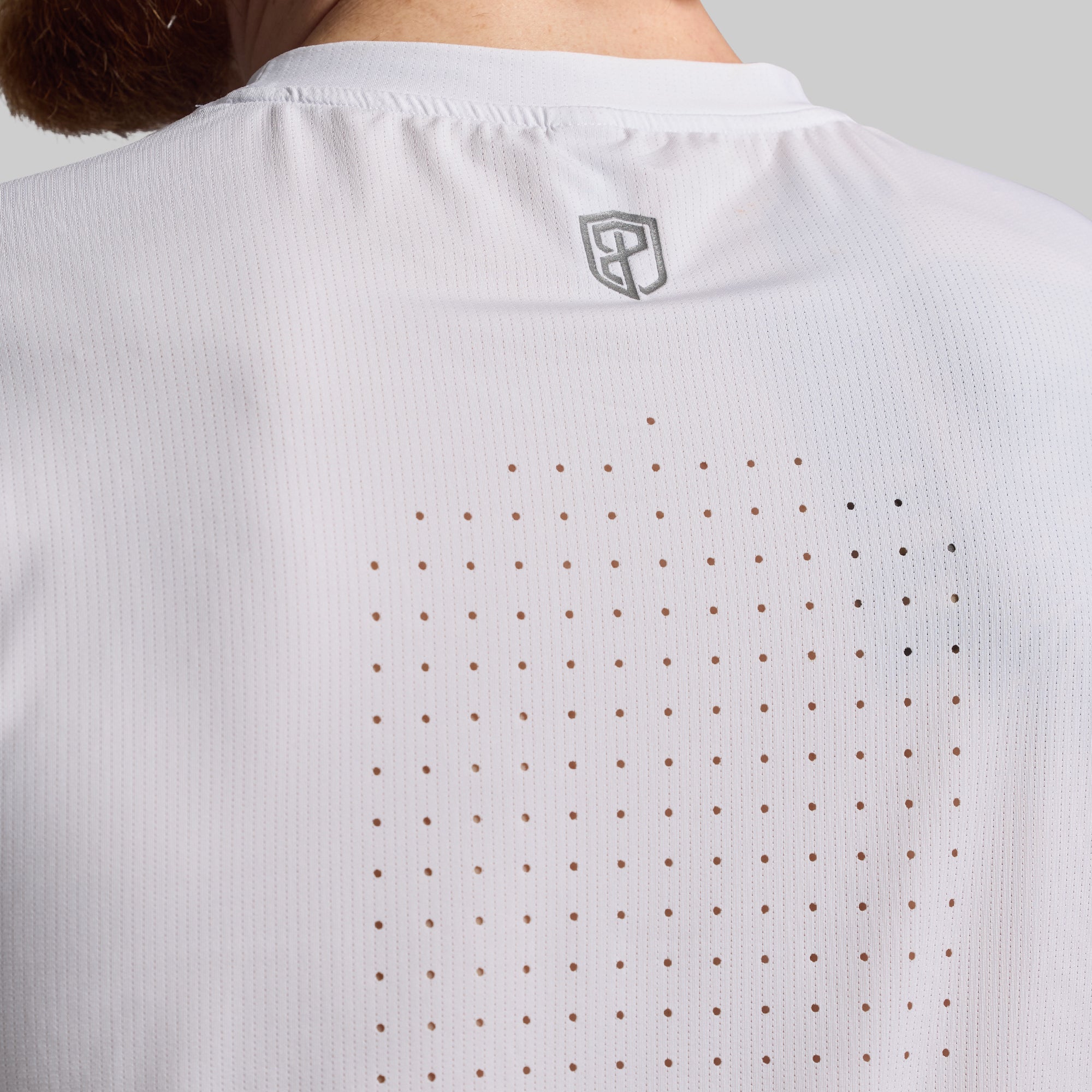 Men's Endurance Running Shirt - Breathable Quick-Dry Workout Top for Jogging & Gym Training (White) - Perfect for Marathon, CrossFit & Outdoor Sports