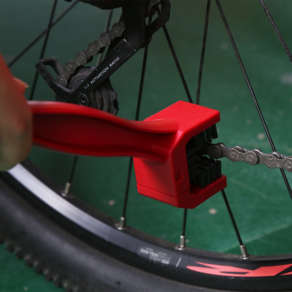 Fydun Universal Motorcycle Chain Cleaner Tool - Bike Chain Washer & Crankset Brush for Effective Cleaning | Perfect for Motorcycle Maintenance & Off-Road Bike Care