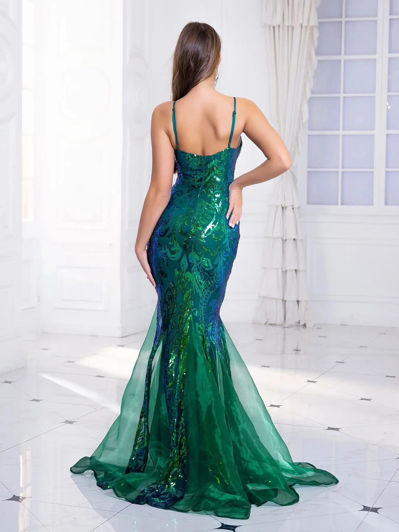 Elegant Deep V Neck Green Sequin Mermaid Prom Dress with Spaghetti Straps - Perfect for Homecoming, Evening Gala & Formal Events