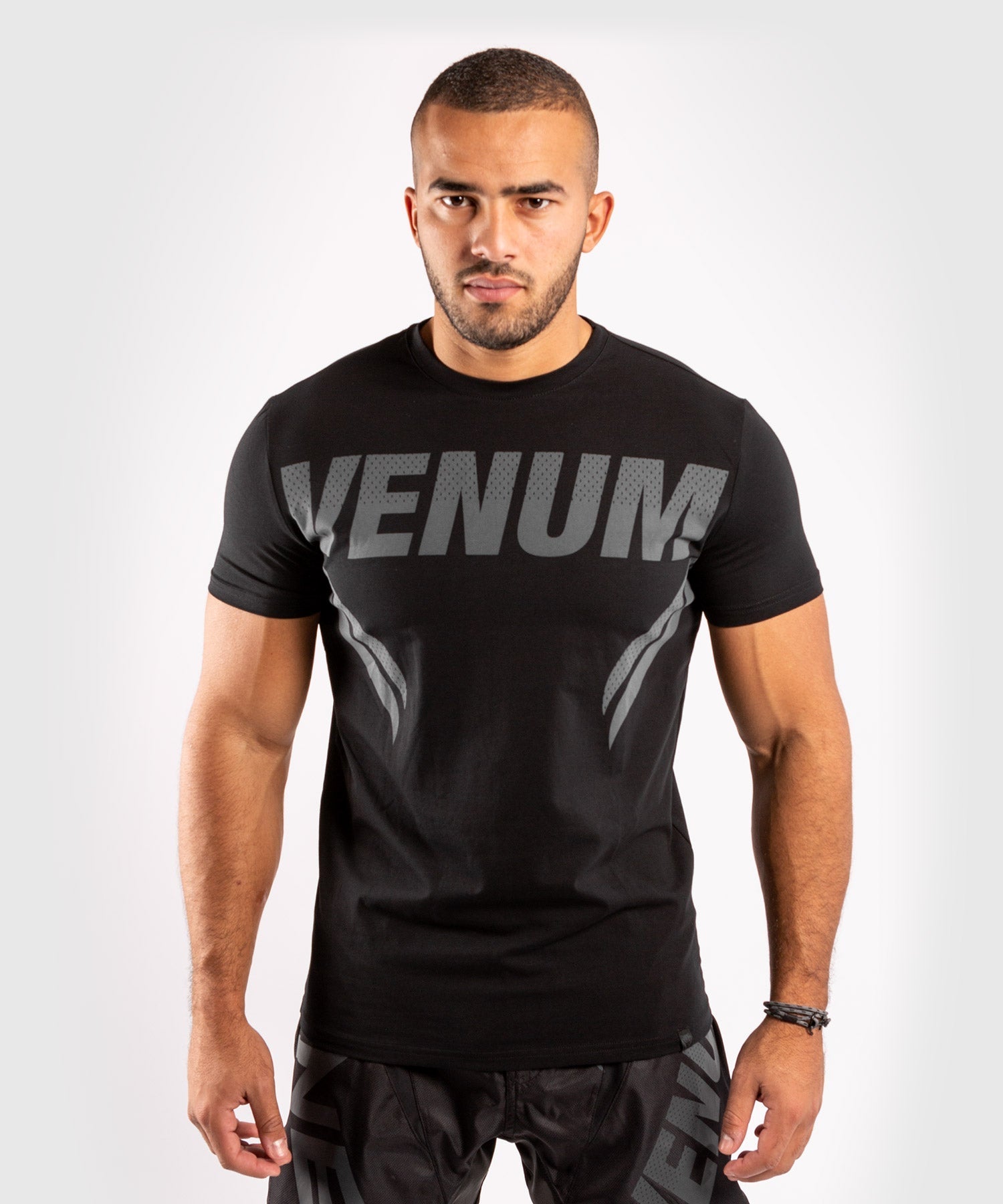 Venum ONE FC Impact T-Shirt - Black/Black | MMA Training & Streetwear Fashion