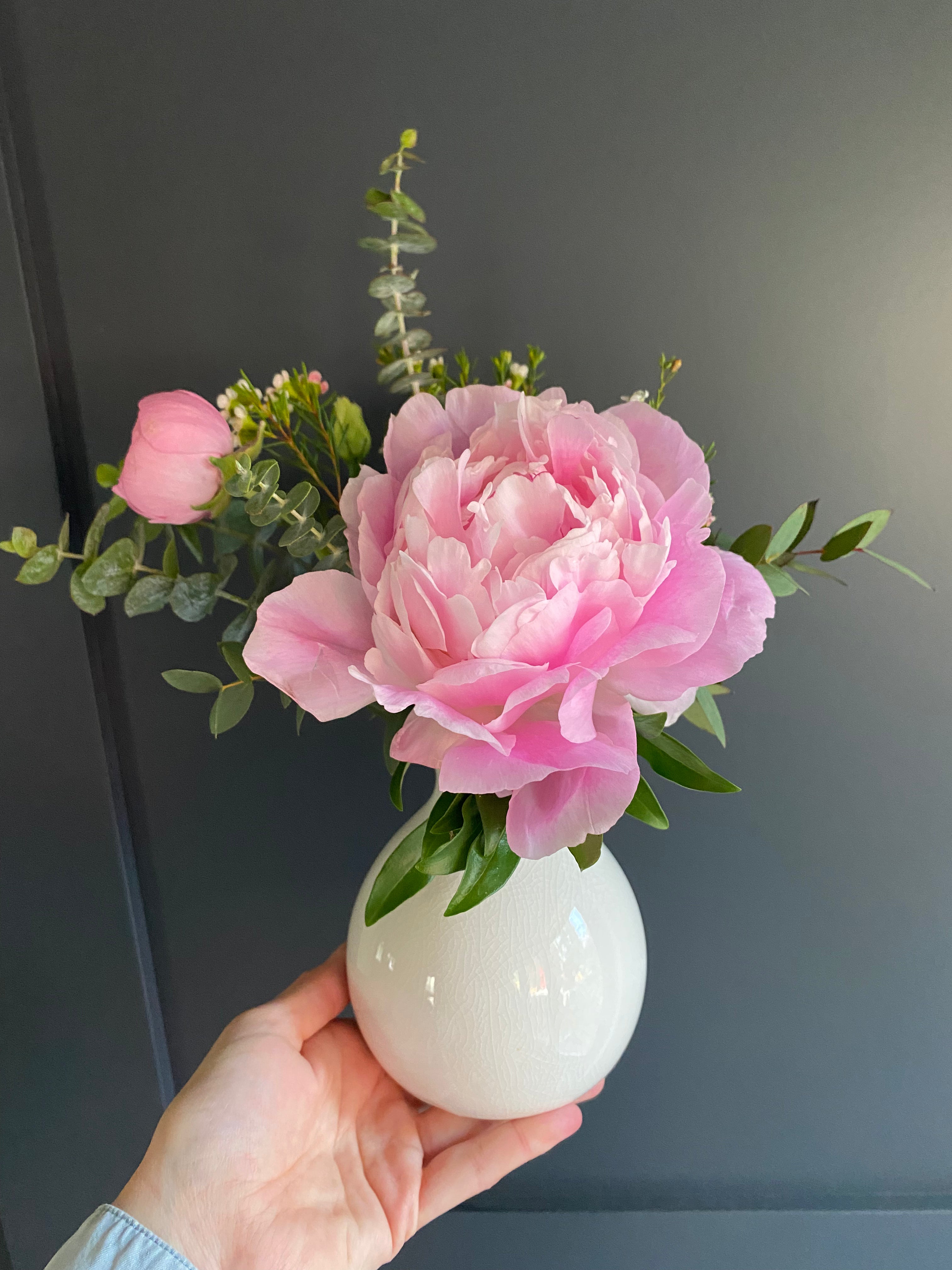 Beautiful Peony Vase for Mother's Day Gift - Elegant Floral Home Decor for Living Room, Dining Table & Wedding Centerpiece