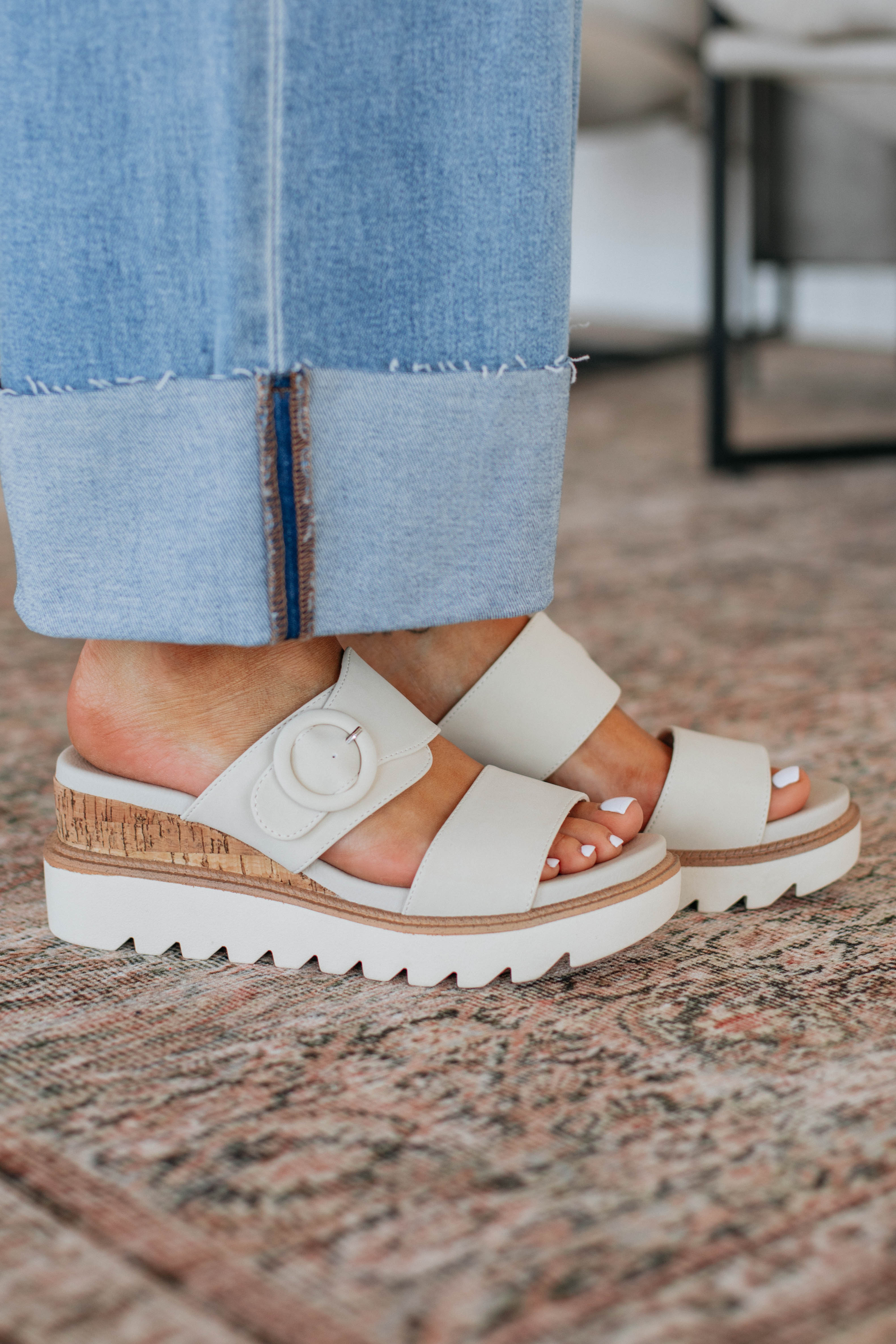Ease My Mind Comfort Sandals for Women - Soft & Supportive Summer Walking Shoes - Perfect for Beach, Travel & Casual Wear