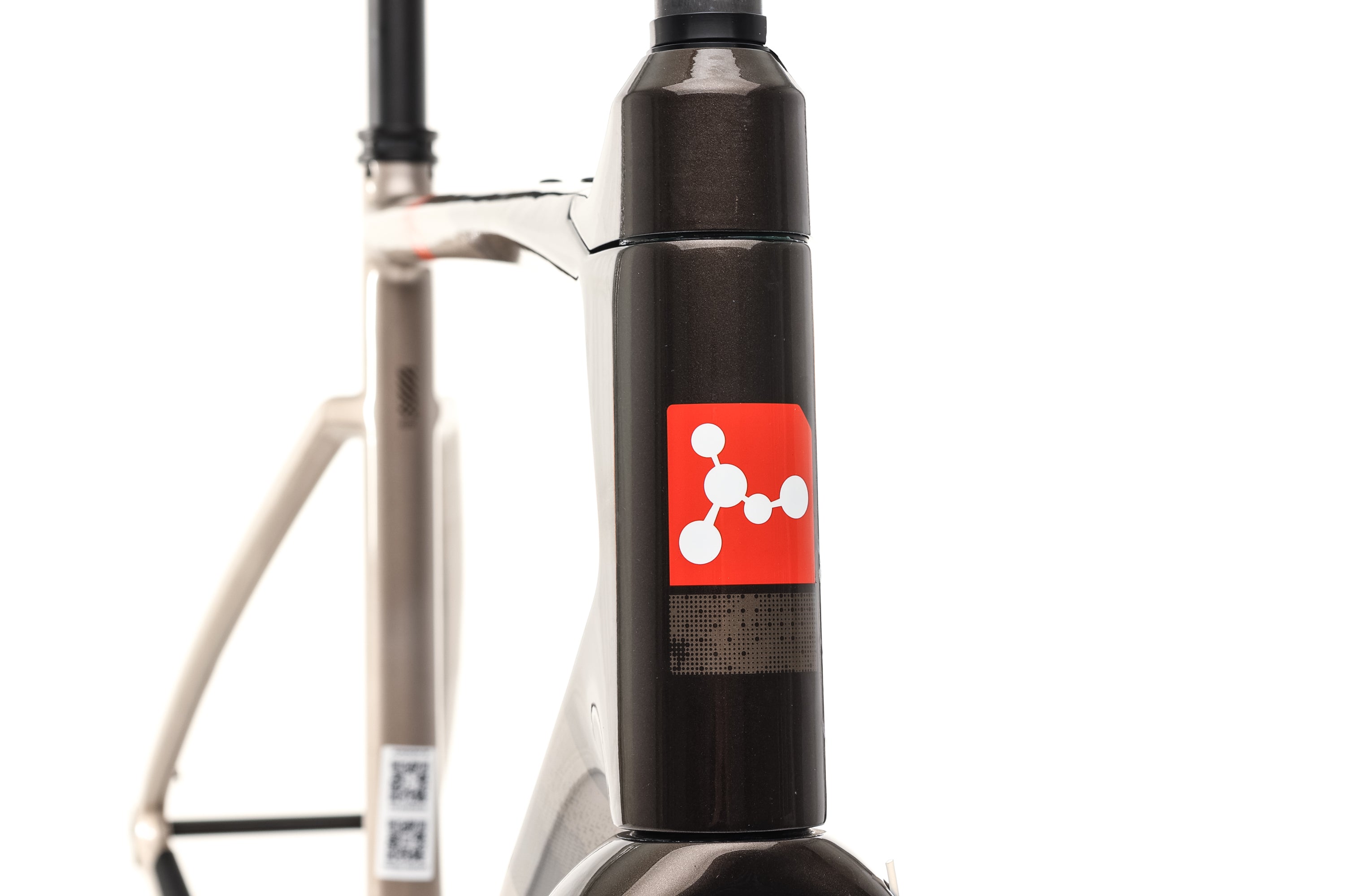 Argon 18 Dark Matter Frameset 2022 - Hyper Silver/Coal Gloss Carbon Road Bike Frame | Lightweight & Aerodynamic for Racing & Endurance Cycling