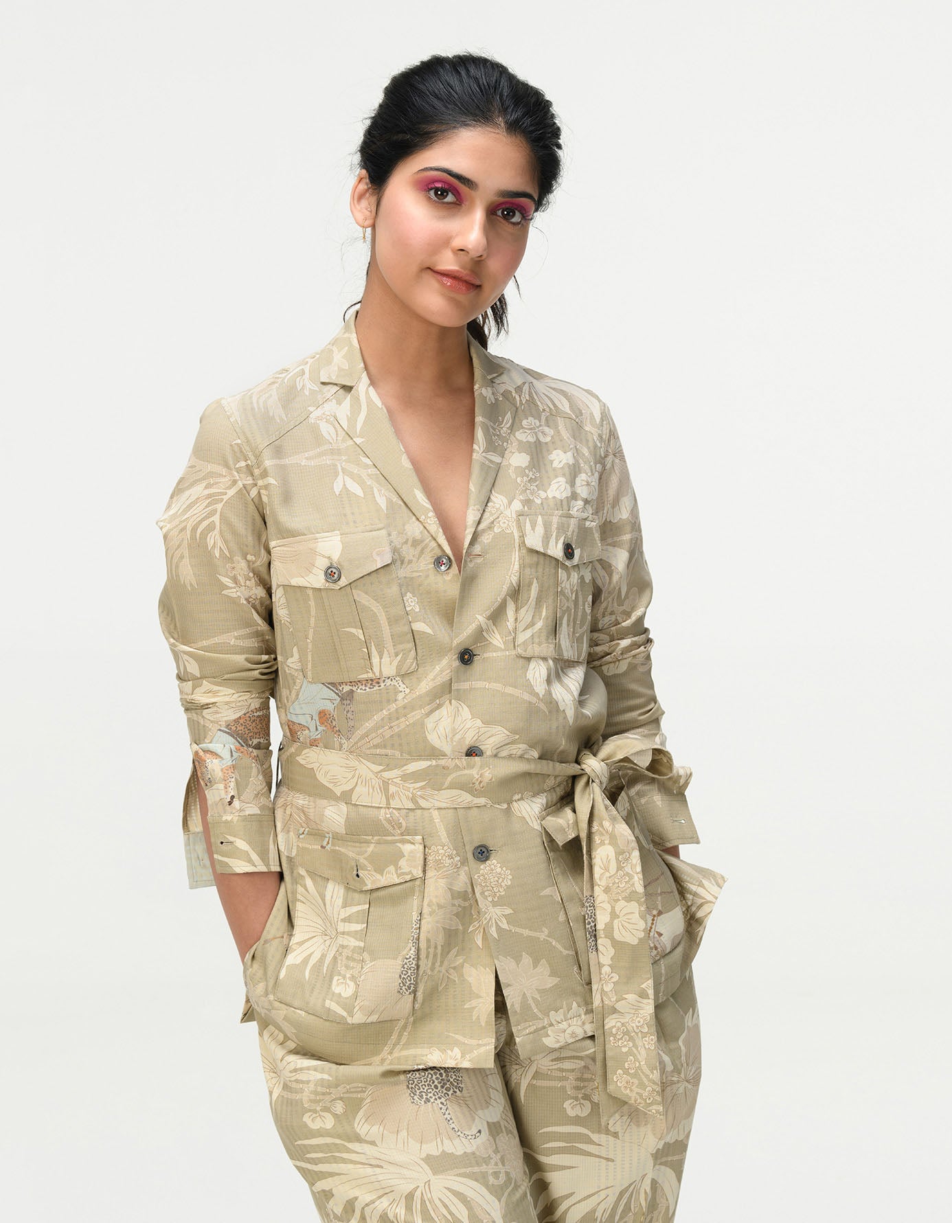 Single Pleated Trousers for Women - Cotton Silk Blend Checkered Pattern in Oyster Grey | Office Wear & Casual Chic Outfits
