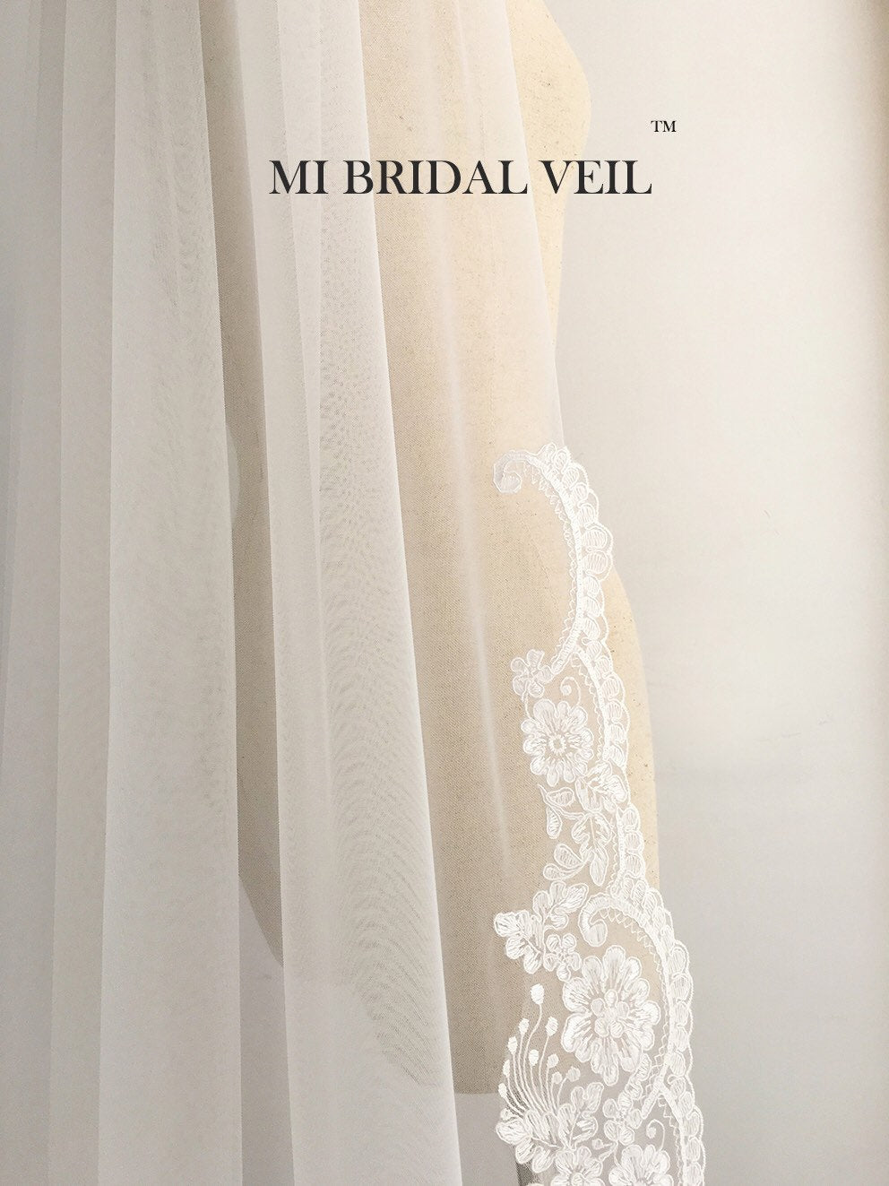 Vintage Inspired Cathedral Wedding Veil with Rose Lace Detail - Elegant Bridal Accessory for Romantic Ceremonies & Photos