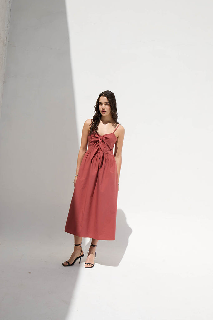 Dèluc Padua Dress in Reddish Brown | Elegant Women's Midi Dress for Casual Wear, Office & Special Occasions