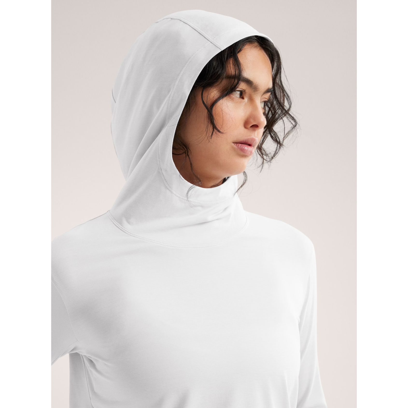 Arc'teryx Women's Taema Hoody - Lightweight Waterproof Jacket for Hiking & Outdoor Activities | Windproof Raincoat for Camping & Travel