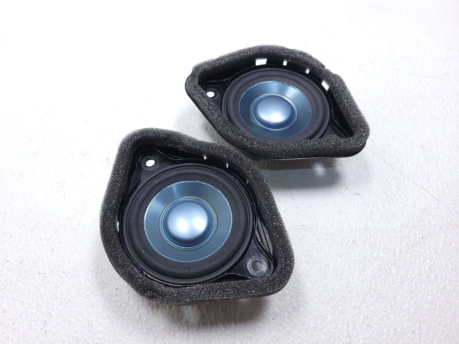 06-11 Mercedes ML500 Rear Door Tweeter Speaker Pair - OEM Replacement for High-Quality Audio - Perfect for Car Audio Upgrades & DIY Installations