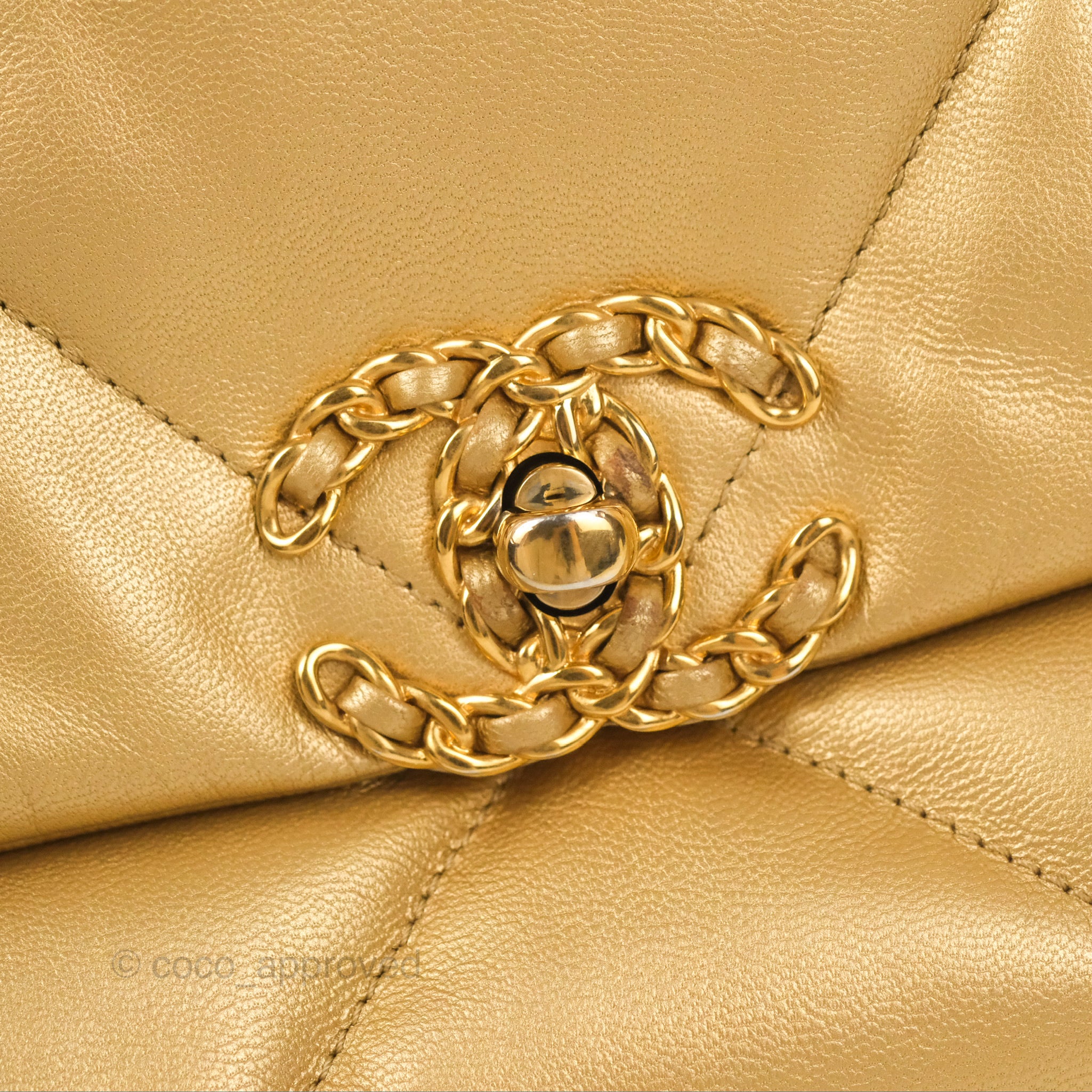 Chanel 19 Small Handbag in Metallic Gold Lambskin Leather with Mixed Hardware - Luxury Crossbody Bag for Women, Perfect for Evening Parties & Date Nights