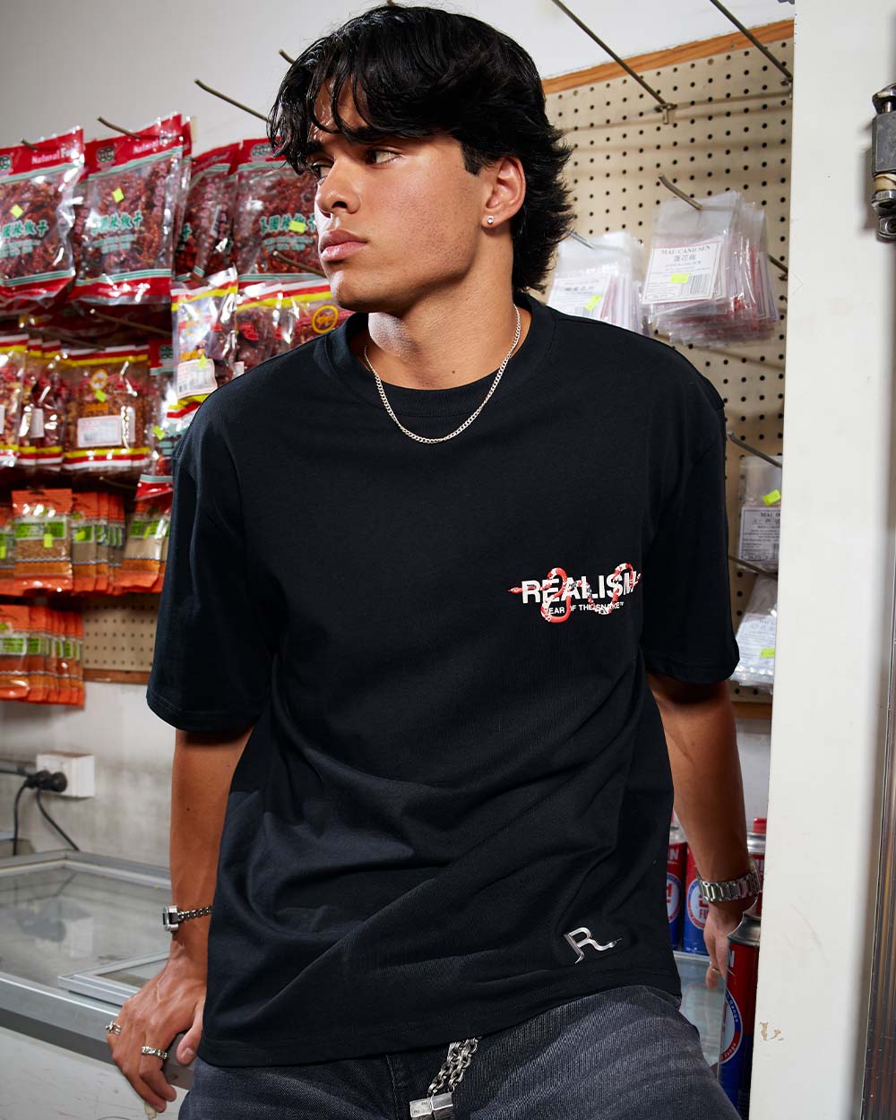 SSS Realism Snake Logo T-Shirt for Men - Black Cotton Graphic Tee - Streetwear Fashion for Casual Wear & Urban Style