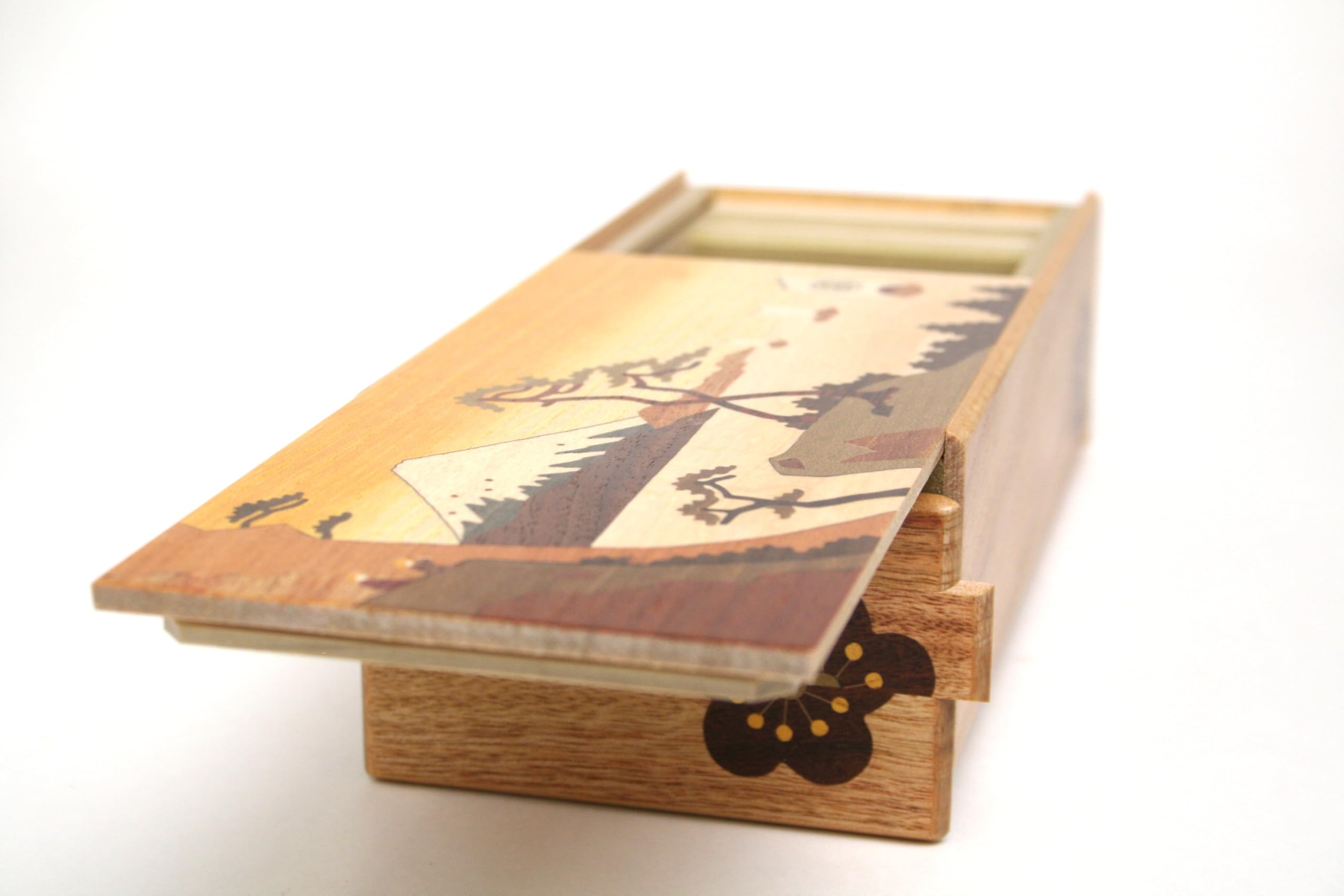 Japanese Puzzle Box 7 Steps Yui - Traditional Wooden Brain Teaser Gift for Adults & Kids - Perfect for Stress Relief, Home Decor, and Unique Gifts