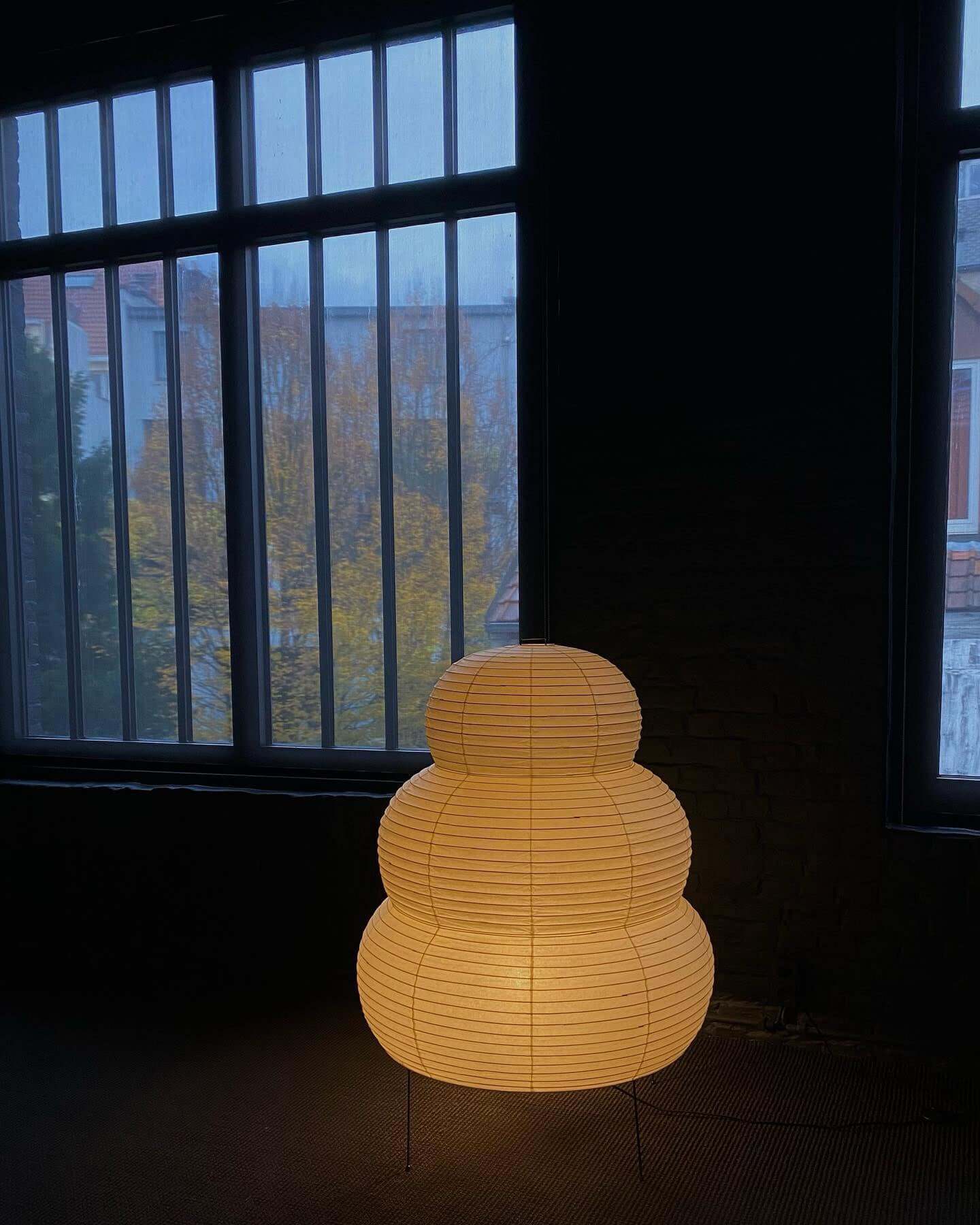 Akari Table Lamp - Modern Japanese Paper Light for Living Room, Bedroom & Office - Soft Ambient Lighting for Home Decor & Relaxation