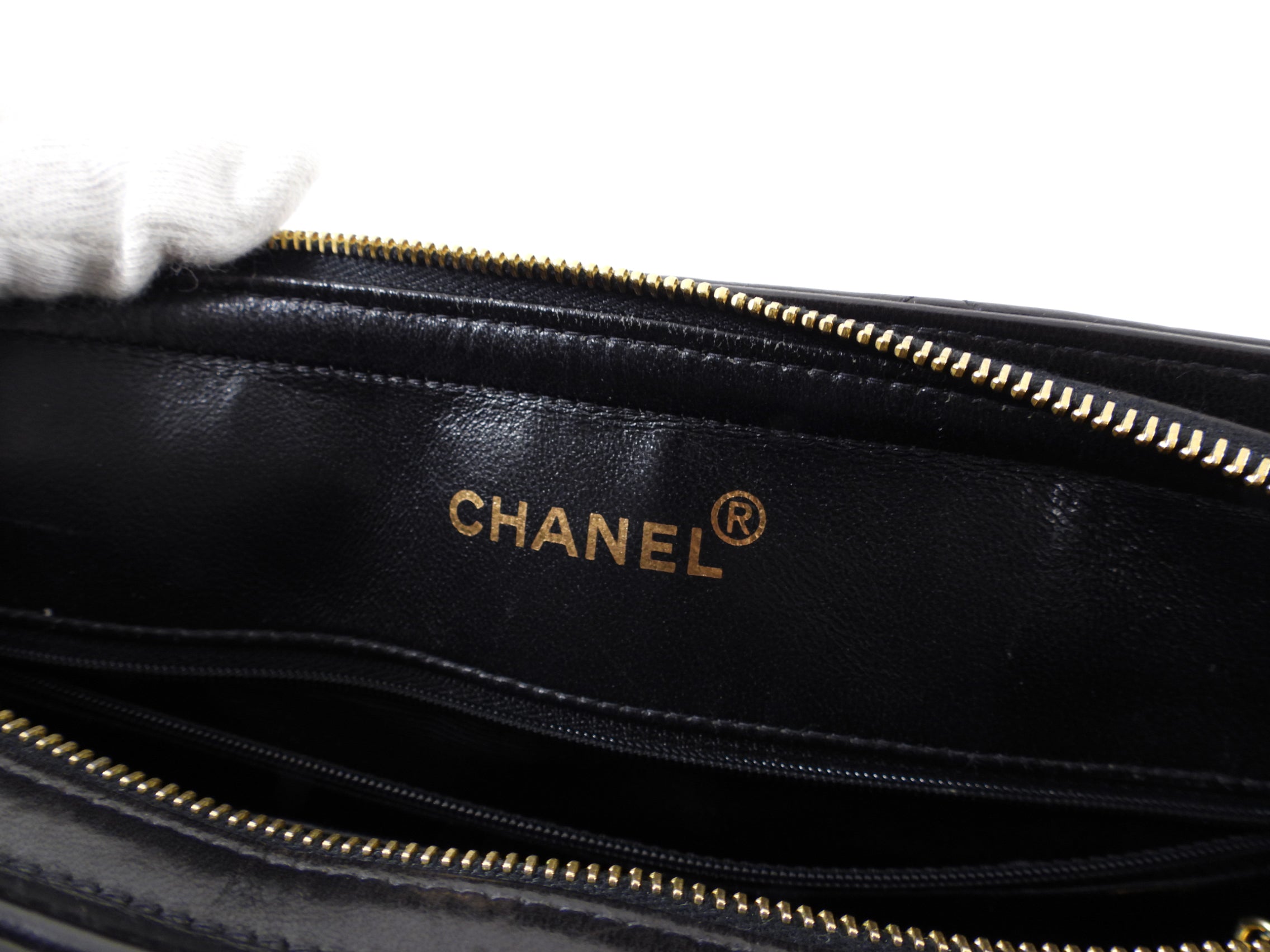 Vintage Chanel 1996 Small Black Lambskin Chain Shoulder Bag - Classic Luxury Crossbody Purse for Women, Perfect for Evening Parties & Date Nights