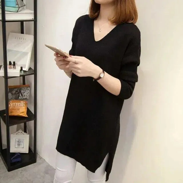 Women's Oversized V-Neck Sweater - Soft & Cozy Knit Pullover for Casual Wear, Layering & Fall Fashion
