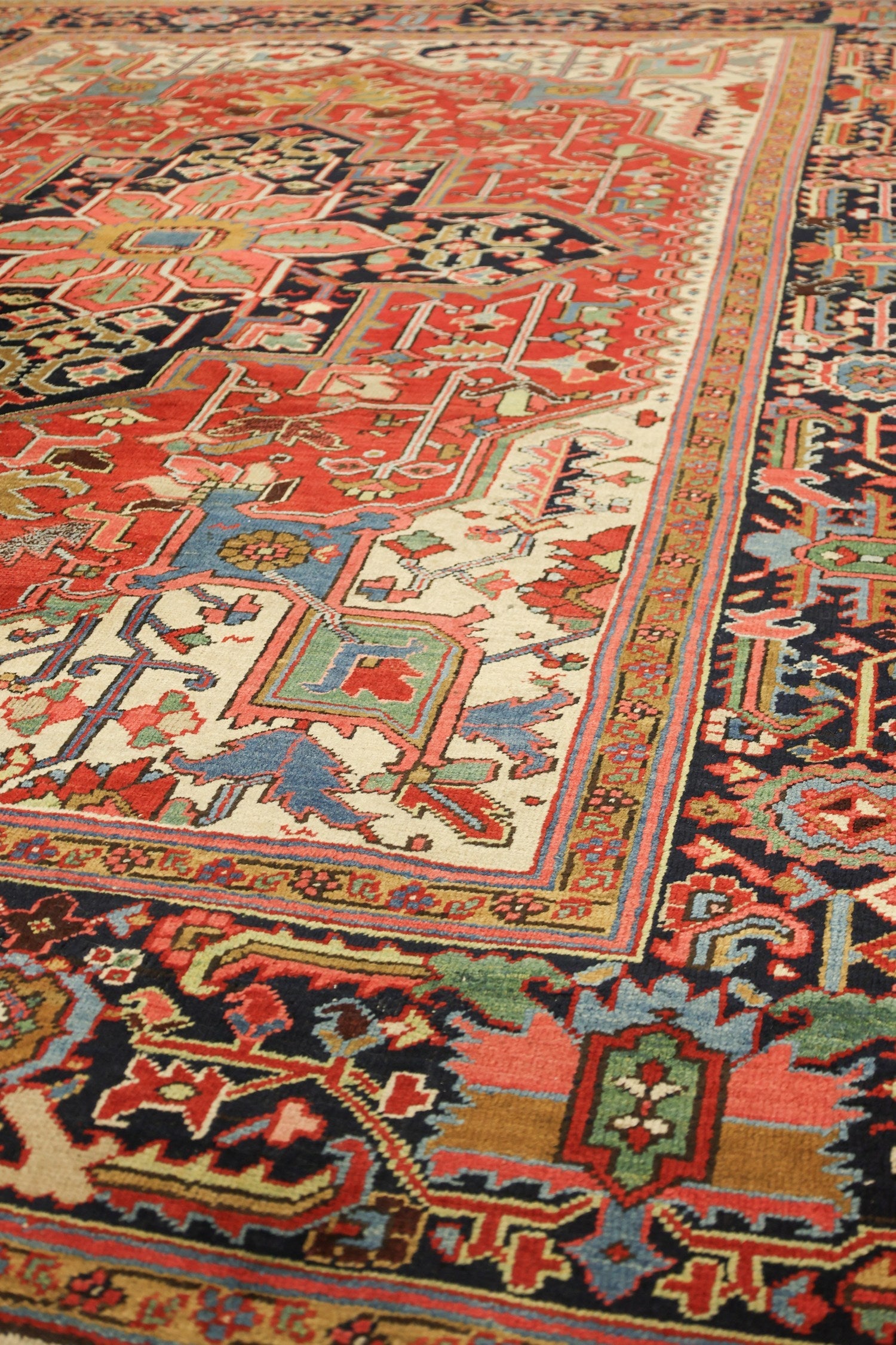 Antique Heriz Handwoven Tribal Rug J76442 - Authentic Persian Wool Carpet for Living Room, Bedroom & Home Decor
