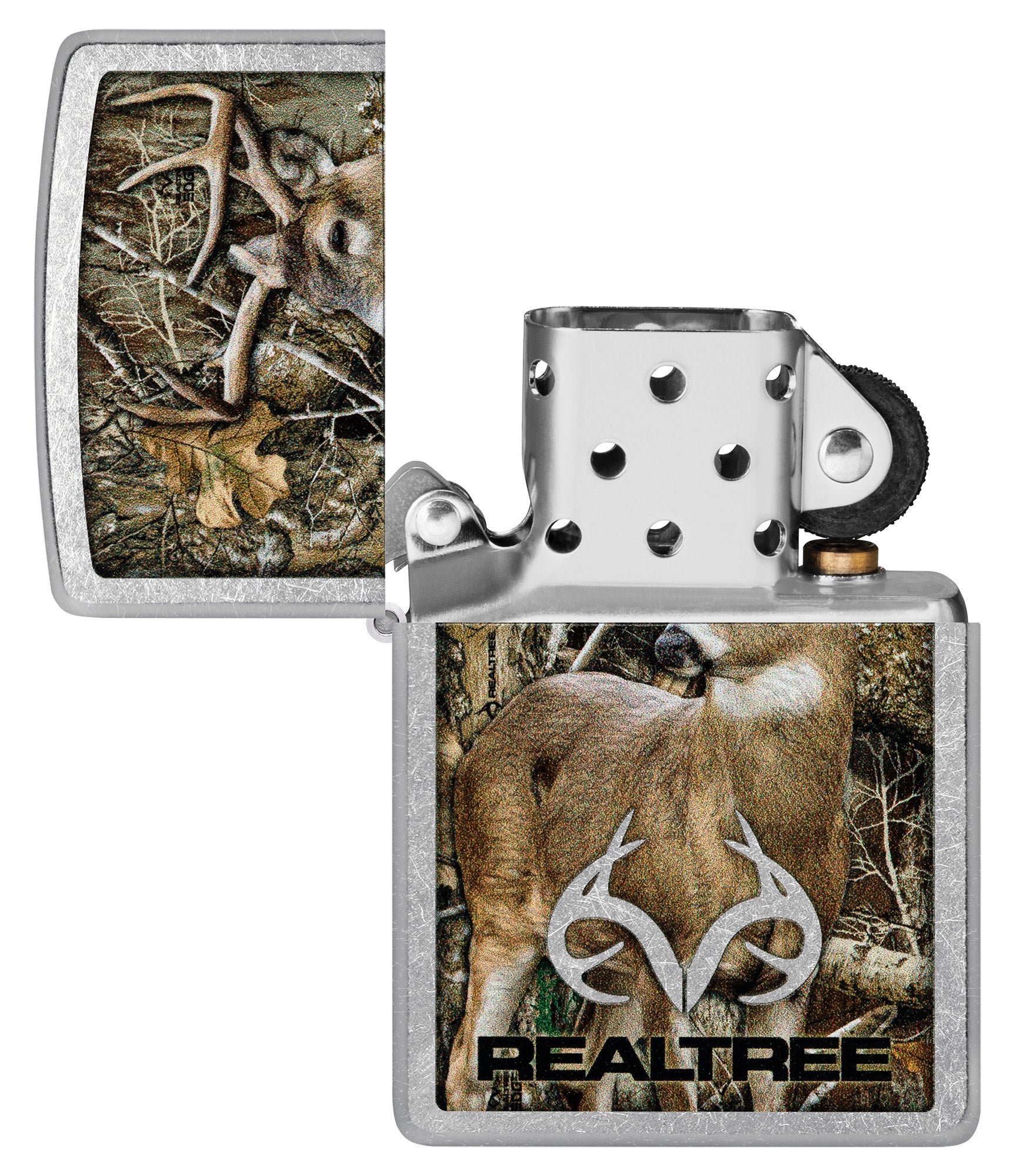 Realtree Buck Camo Design Chrome Streetwear T-Shirt - Perfect for Hunting, Outdoor Adventures & Casual Street Style