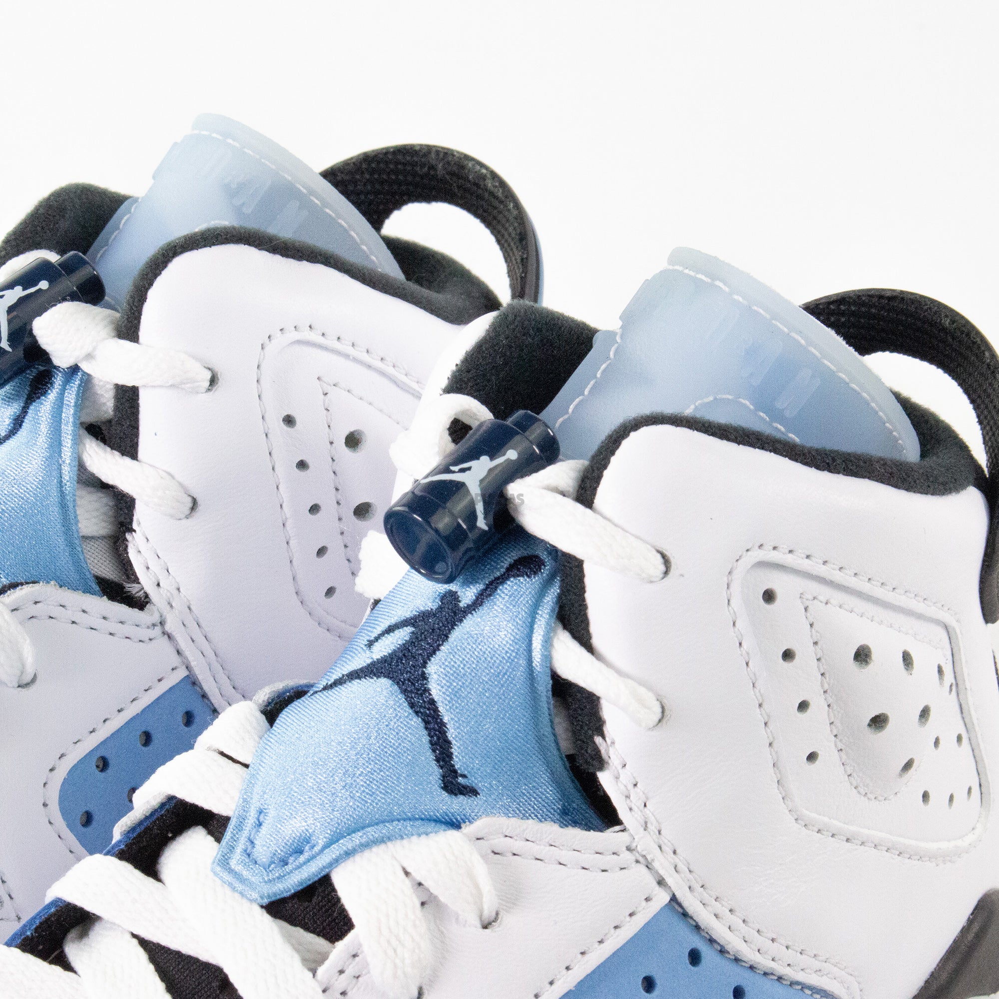 Air Jordan 6 Retro 'UNC White' GS Sneakers (2022) - Men's Basketball Shoes for Casual Wear & Street Style
