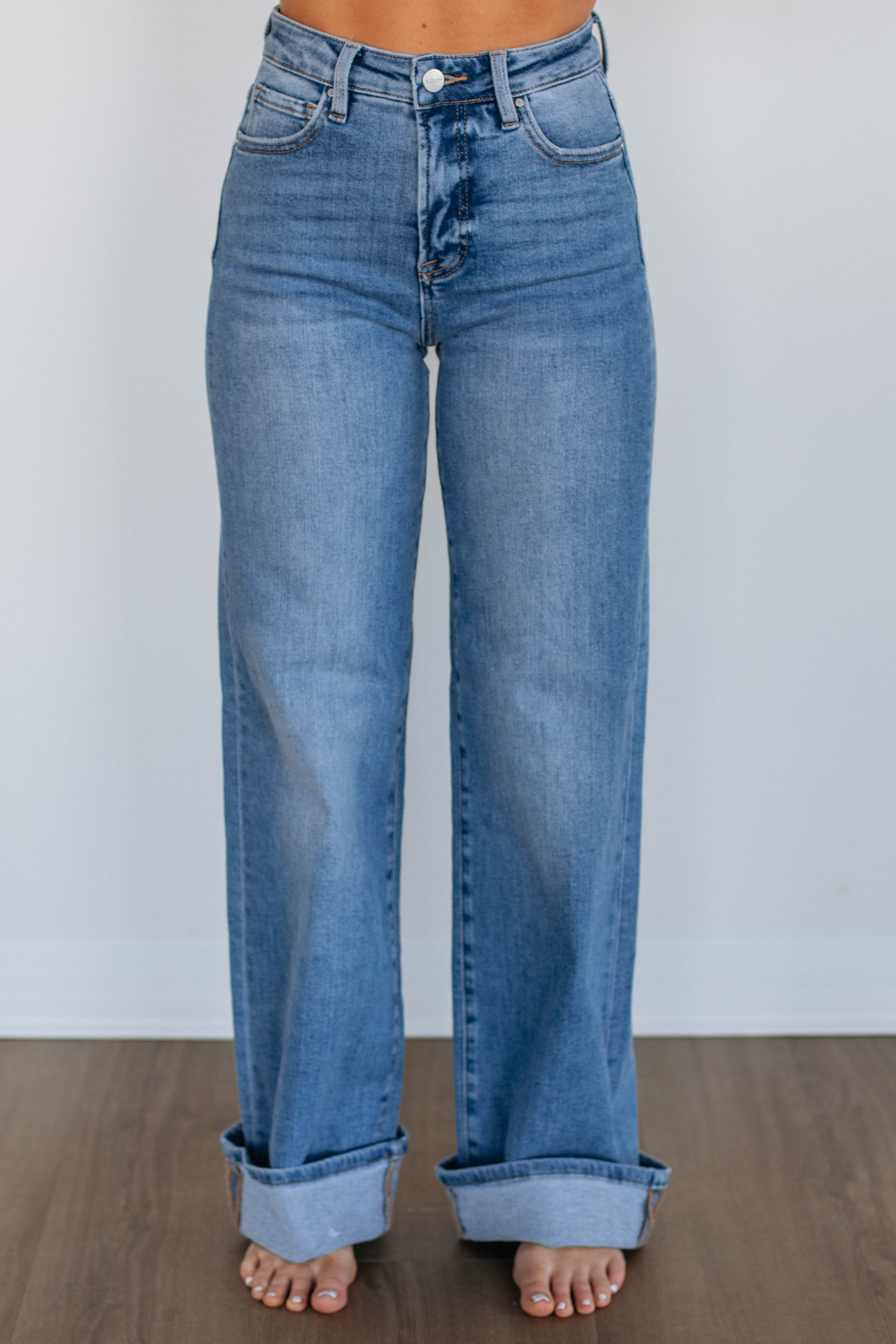 Cece Risen Jeans - Medium Wash Distressed Denim Pants for Women | Comfortable & Stylish for Casual Outings, Date Nights & Weekend Wear