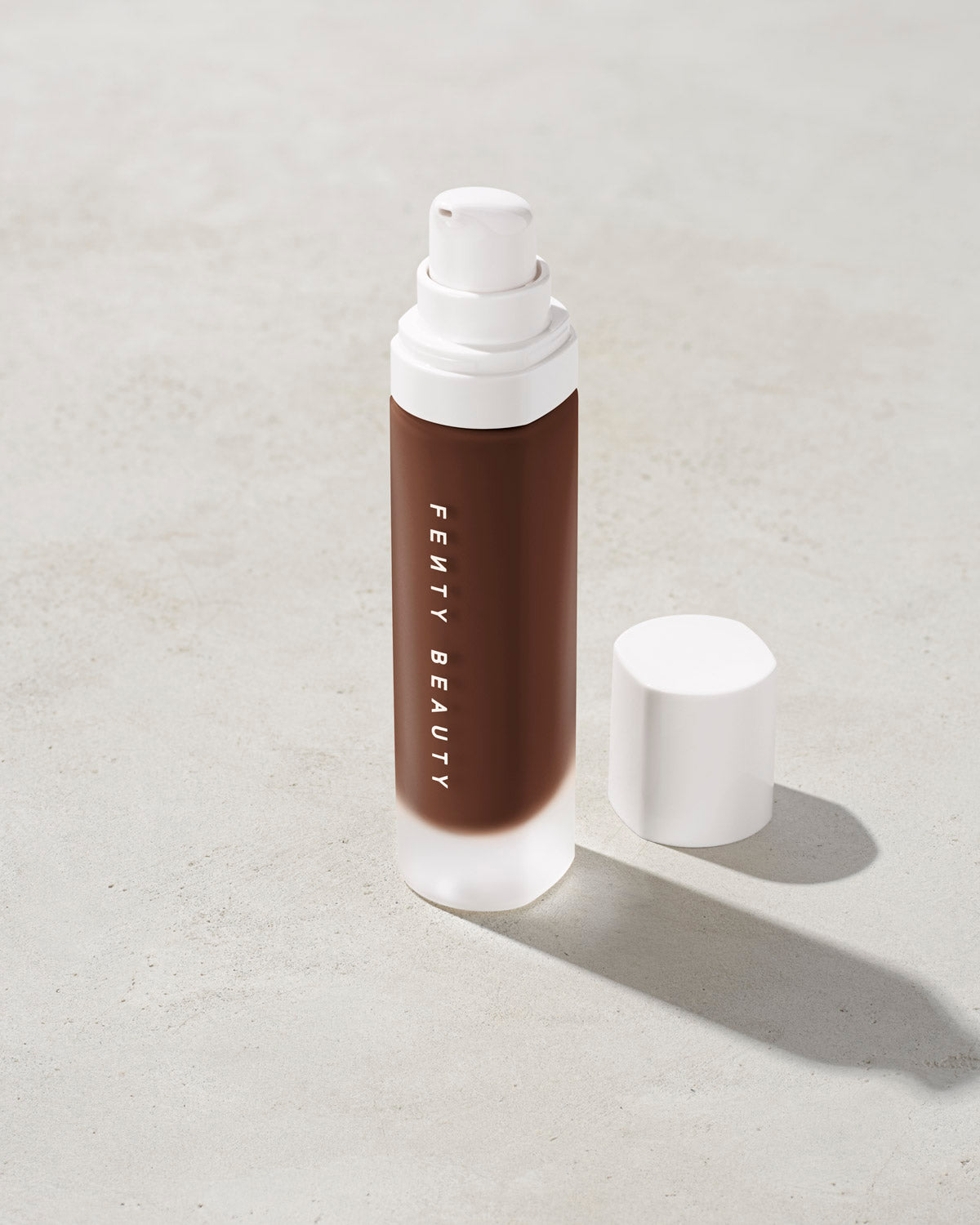 Pro Filt'r Soft Matte Longwear Foundation - Shade #495 - Oil-Free Full Coverage Makeup for All-Day Wear | Perfect for Oily Skin & Hot Weather