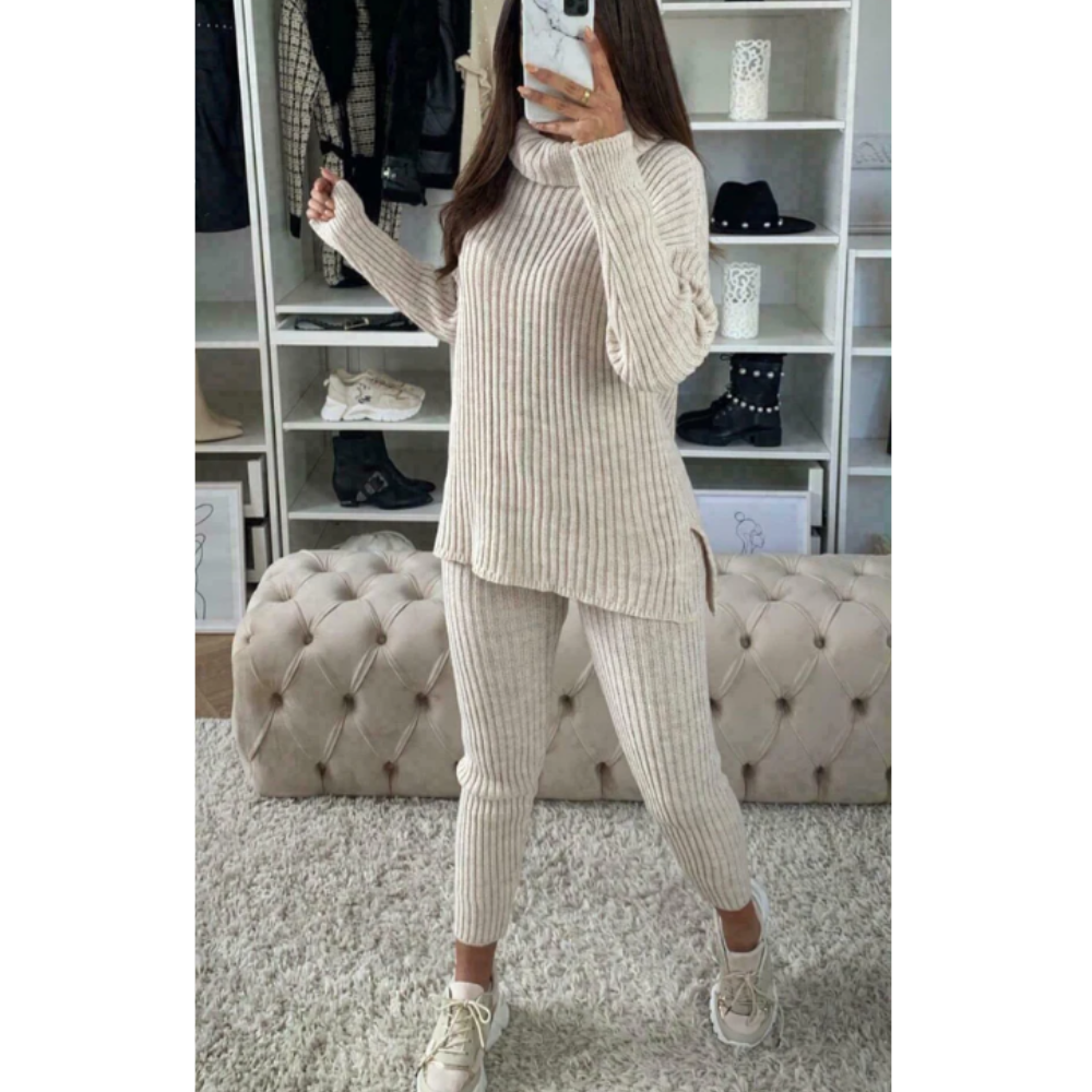 Cozy Chunky Knit 2-Piece Lounge Set for Women - Soft Sweater & Pants Outfit - Perfect for Relaxing at Home, Lounging & Casual Wear