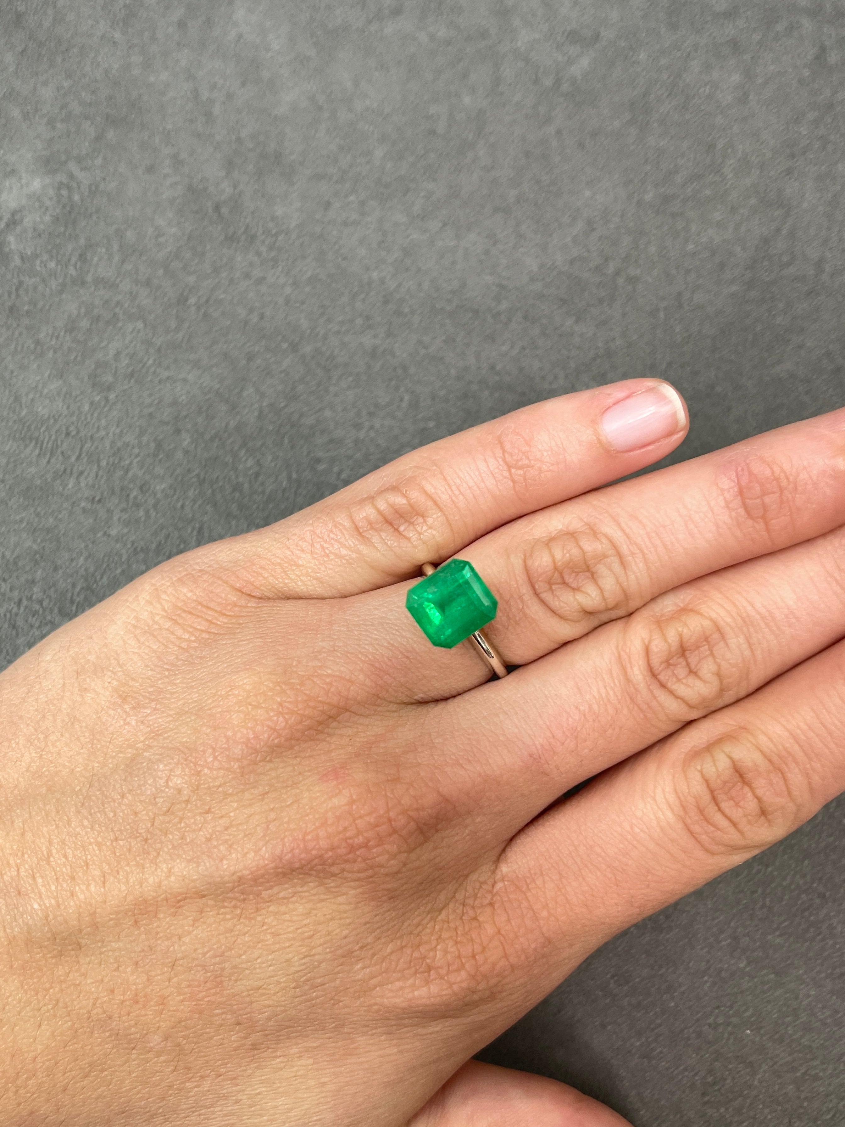 5.70 Carat Intense Yellowish Green Natural Loose Colombian Emerald - Chunky Emerald Cut Gemstone for Jewelry Making, Engagement Rings & Luxury Collections