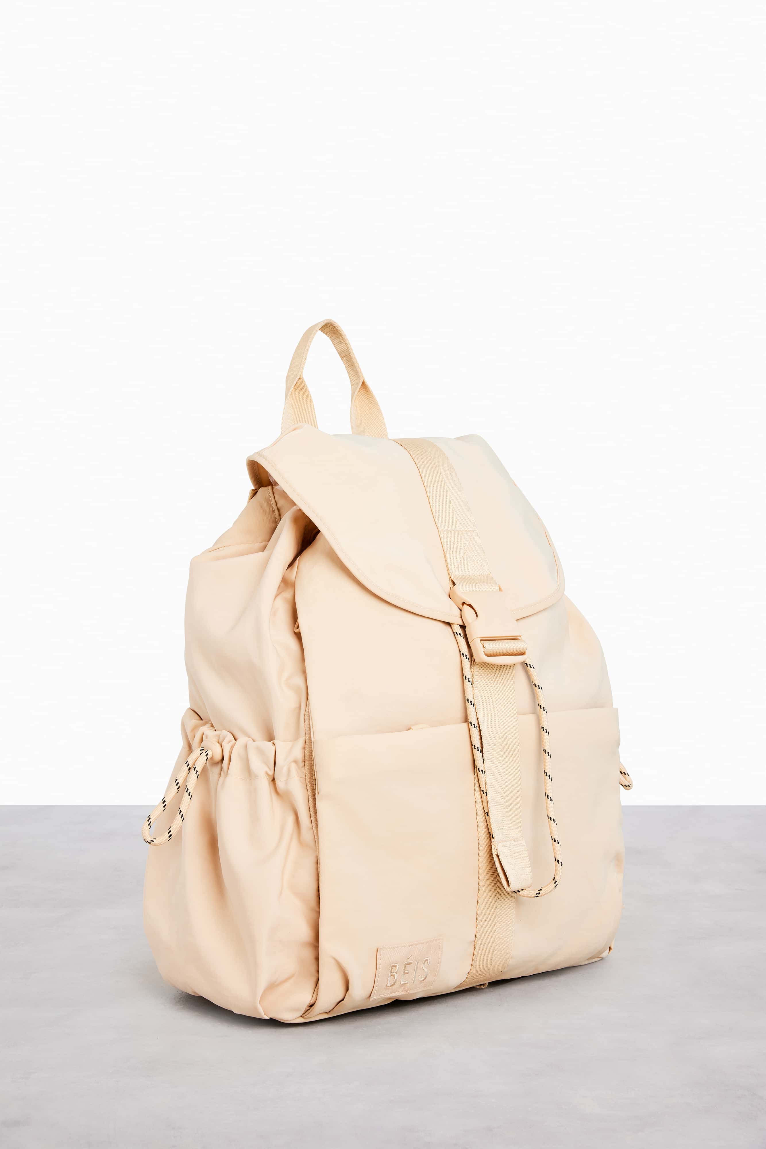 Premium Beige Sport Backpack for Men & Women - Lightweight Durable Gym Bag for Workout, Travel & Outdoor Activities