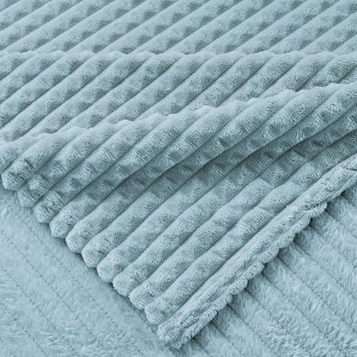 08-grid-teal