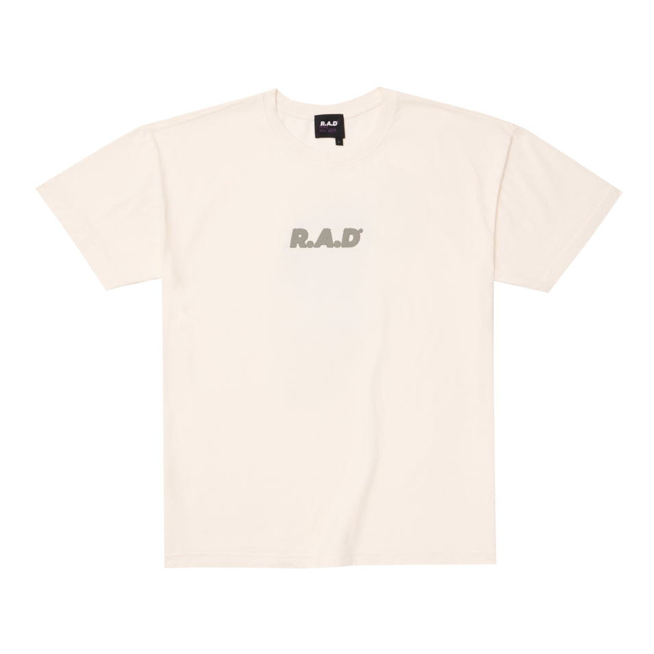 Premium Heavyweight 'R' Graphic T-Shirt in Off White - Comfortable Streetwear for Casual Outfits & Everyday Wear
