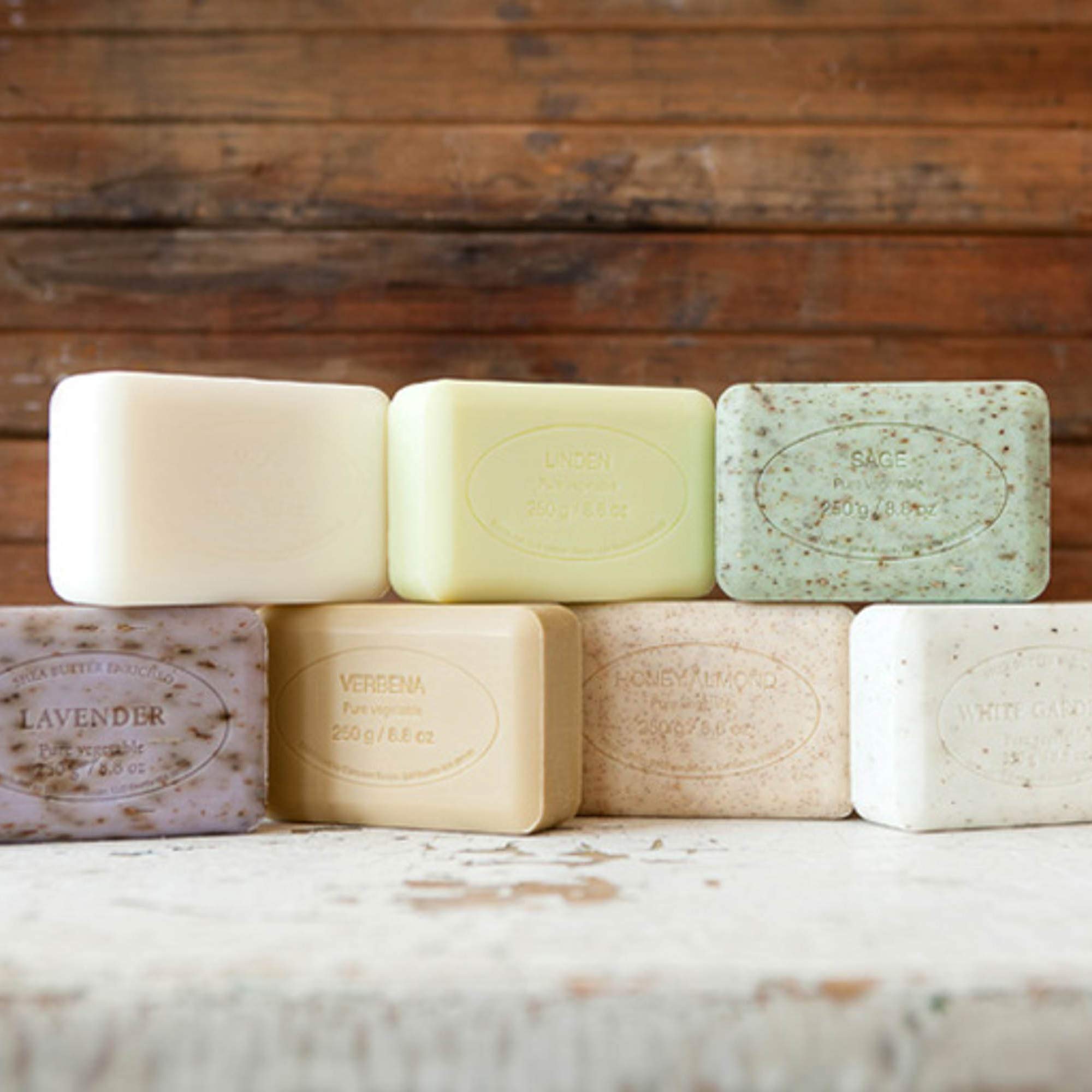Pre de Provence Artisanal Soap Bar with Organic Shea Butter - Natural French Skincare, Quad Milled for Smooth Lather - Lily of the Valley Scented, 8.8 oz - Perfect for Daily Bathing, Spa Days & Luxury Gifts