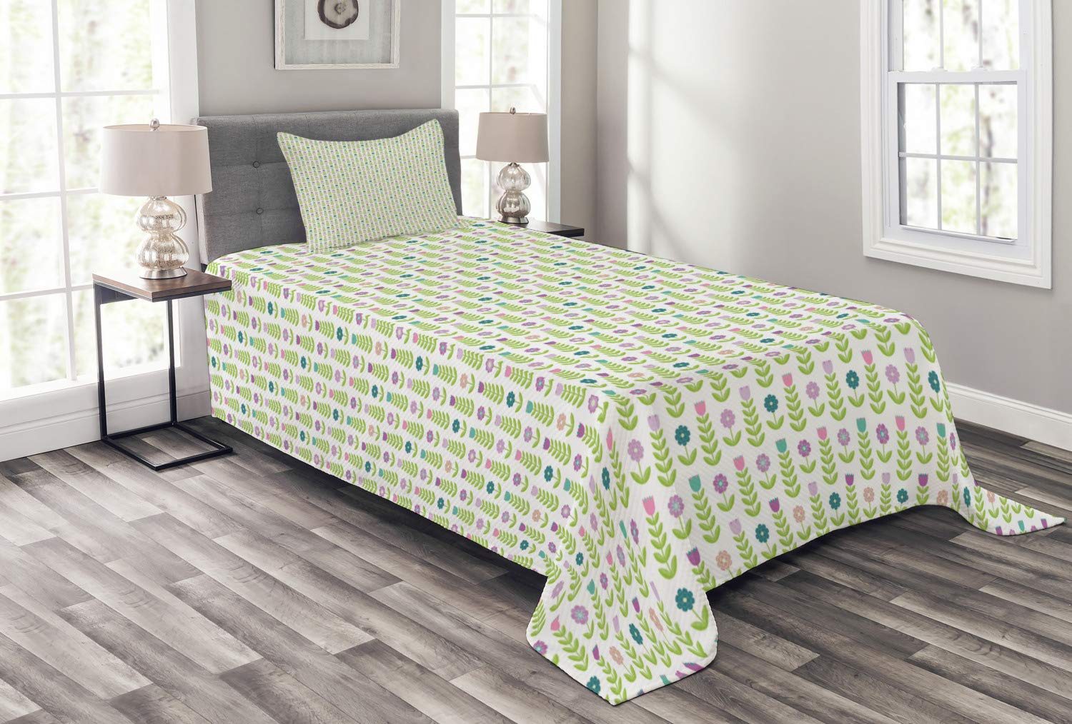 Lunarable Tulip Bedspread Set - Retro Floral Design with Tulips, Chamomiles & Leaves, 2-Piece Quilted Coverlet & Pillow Sham for Twin Bed, Multicolor - Perfect for Vintage Bedroom Decor & Cozy Farmhouse Style