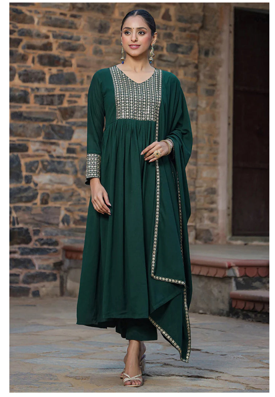 Elegant Green Georgette Solid Anarkali Suit Set for Women - Traditional Indian Party Wear for Weddings, Festivals & Special Occasions