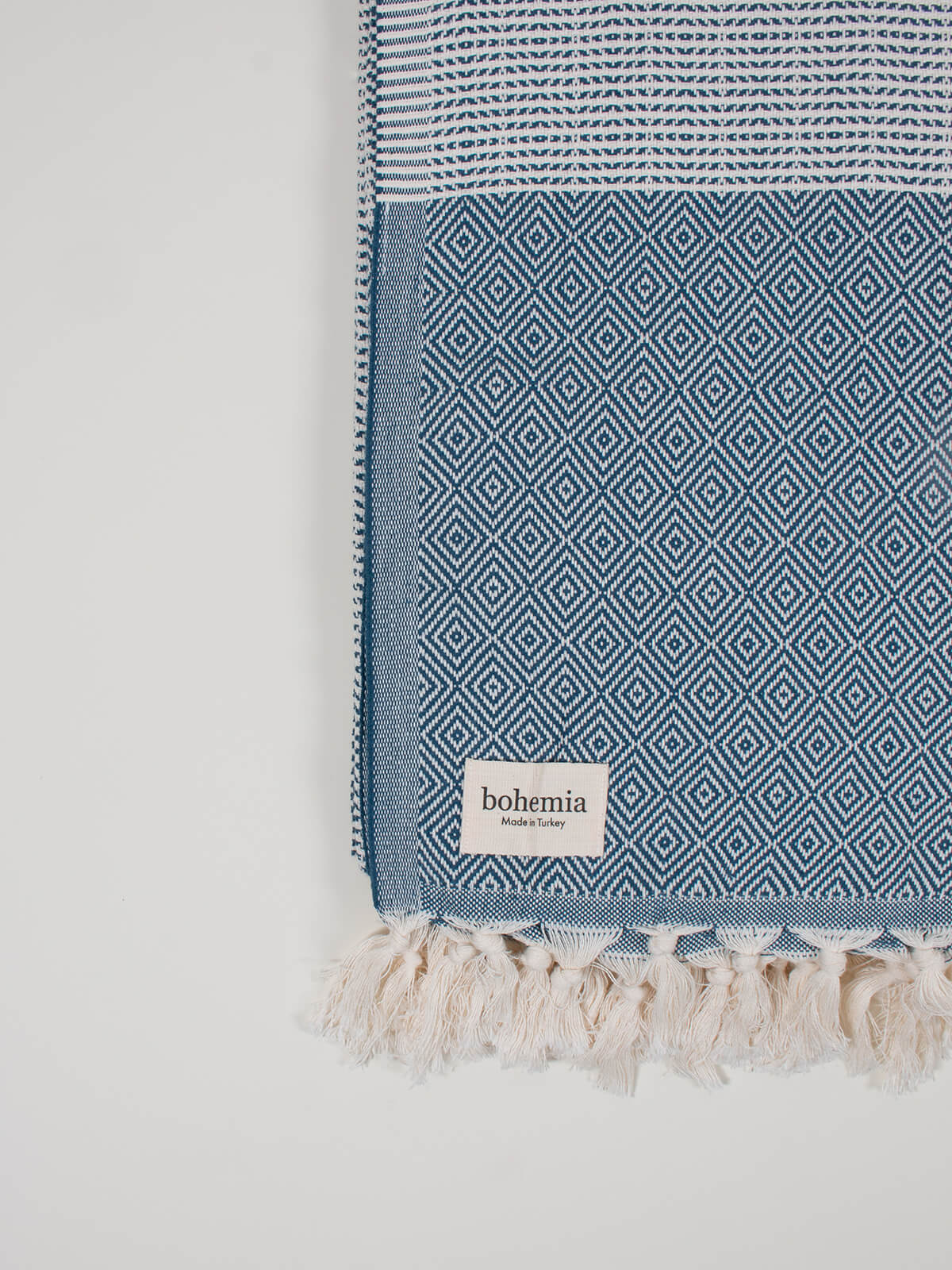 Nordic Dot Hammam Towel - Soft Cotton Turkish Pestemal - Indigo Blue Bath & Beach Towel for Spa, Yoga, Travel & Poolside Use